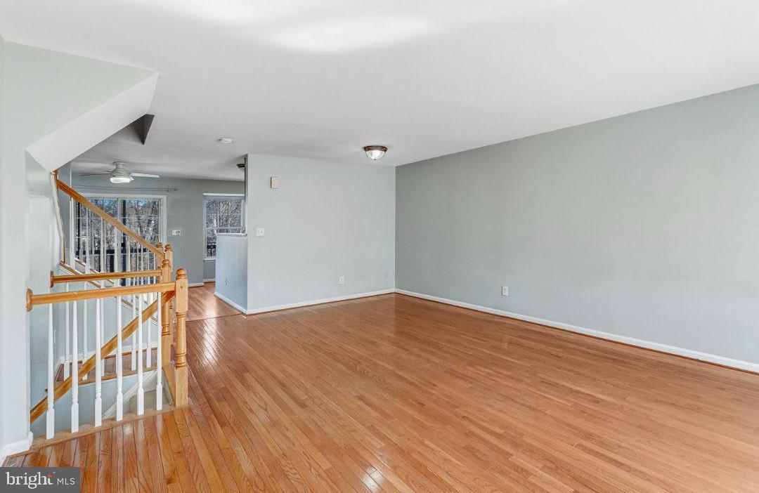 LAKECREST - Residential Lease