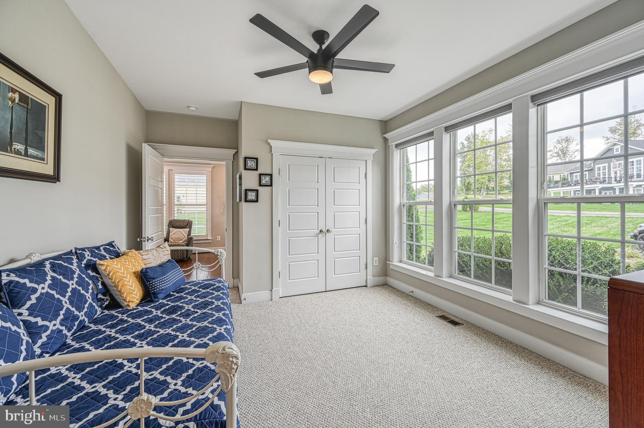 SUNSET COVE - Residential