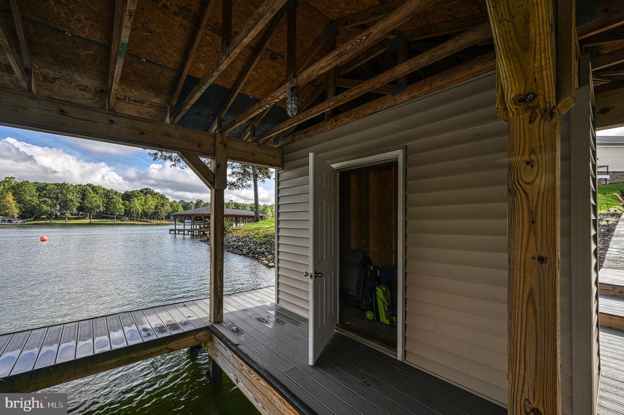 SUNSET COVE - Residential