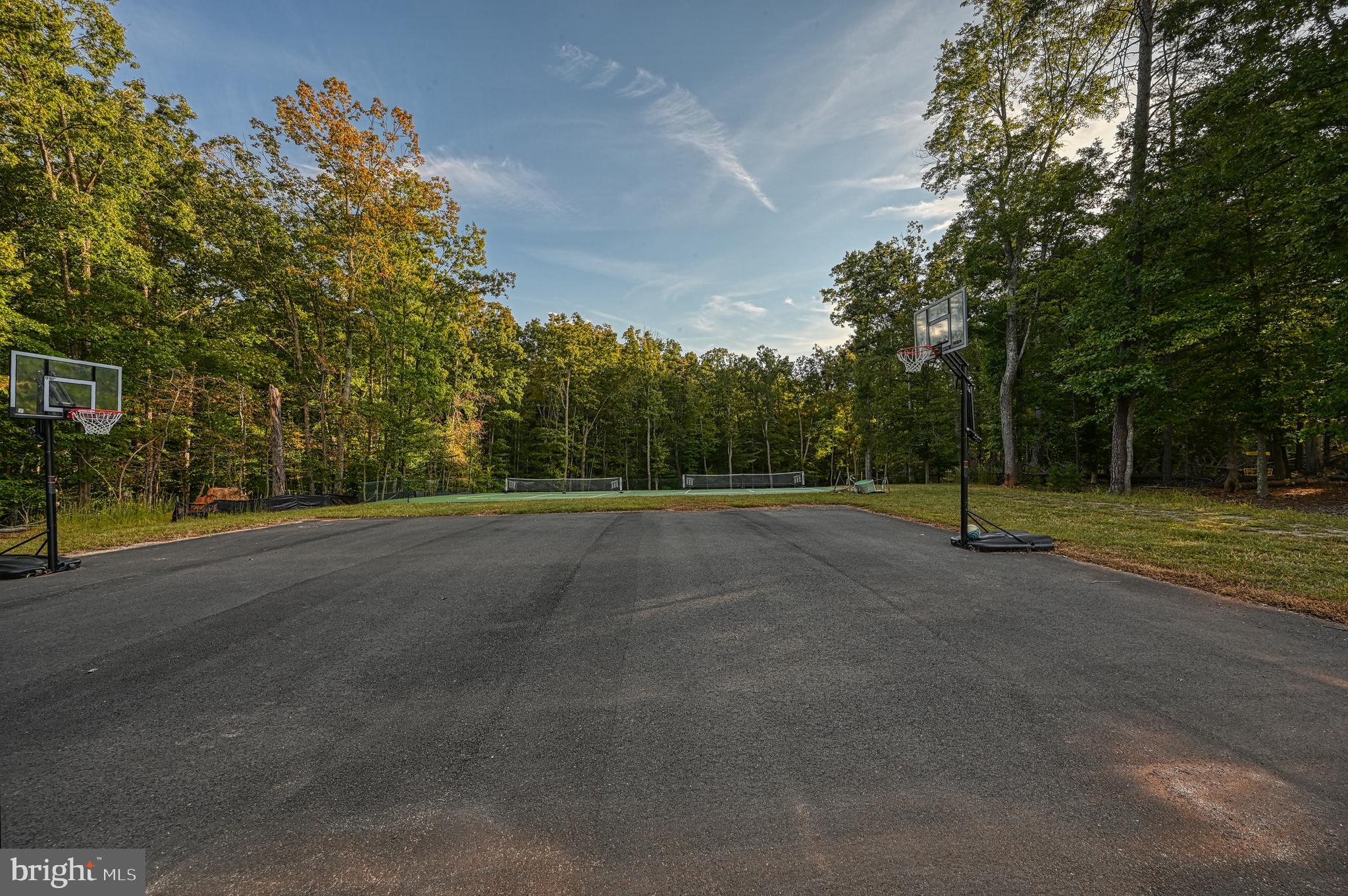 SUNSET COVE - Residential