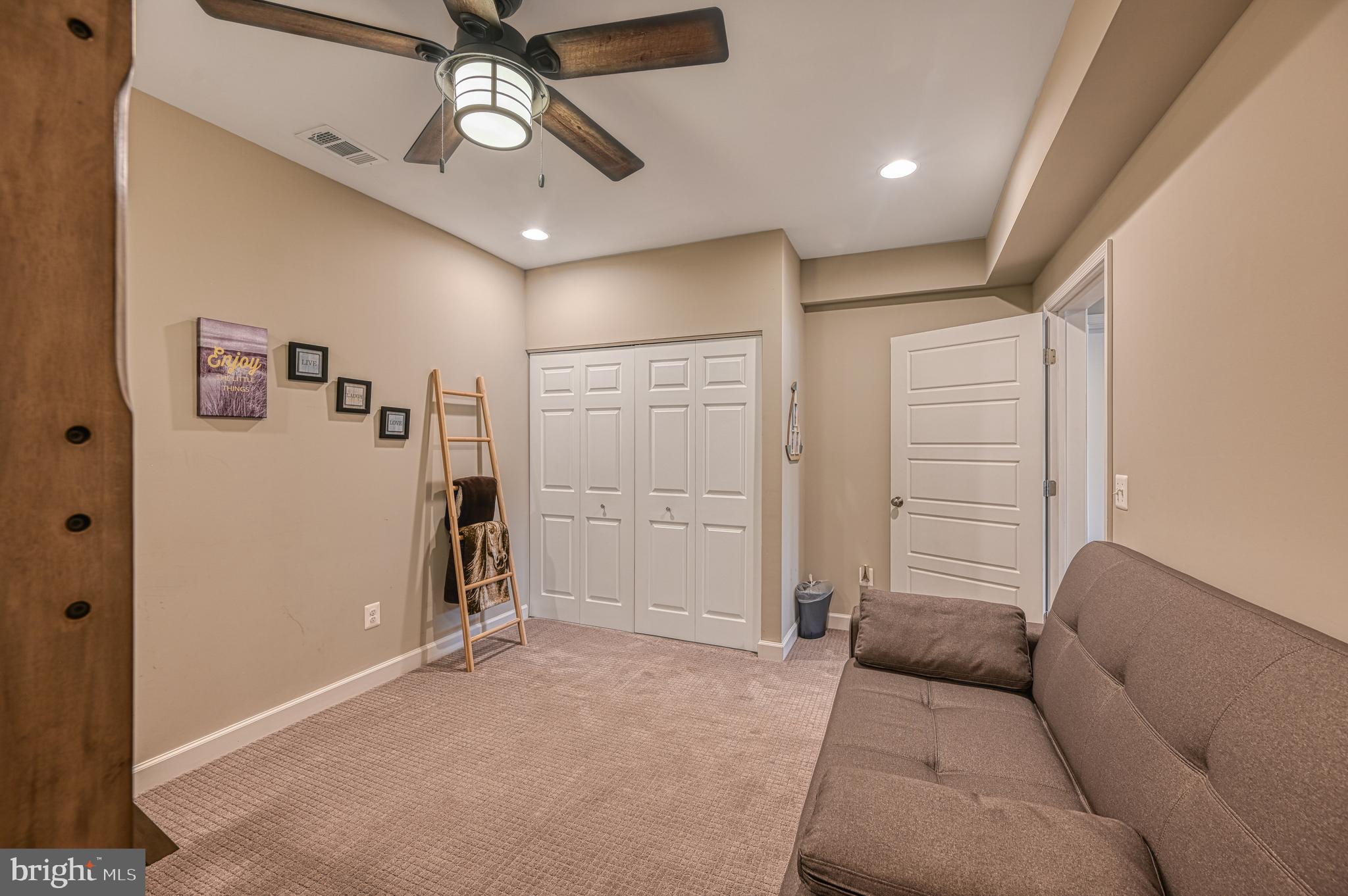 SUNSET COVE - Residential