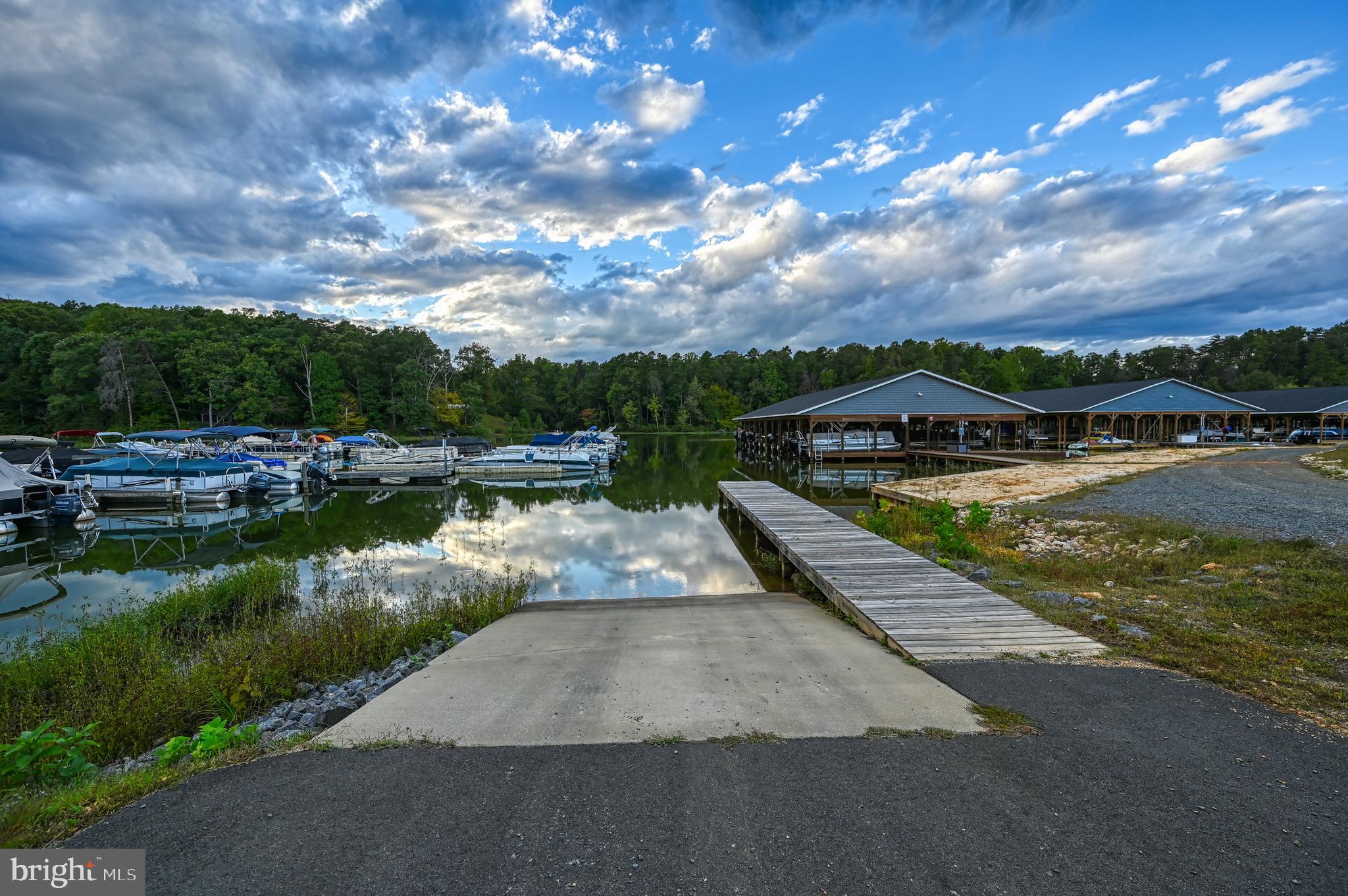 SUNSET COVE - Residential
