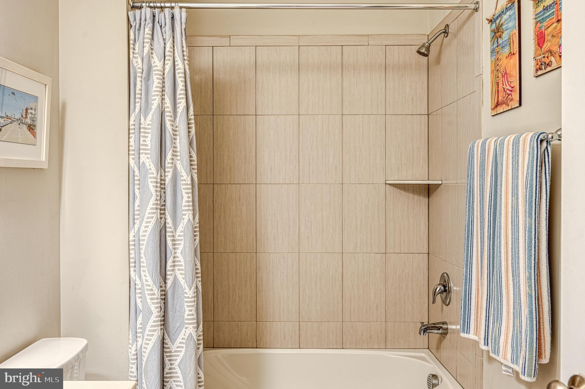 SUNSET COVE - Residential