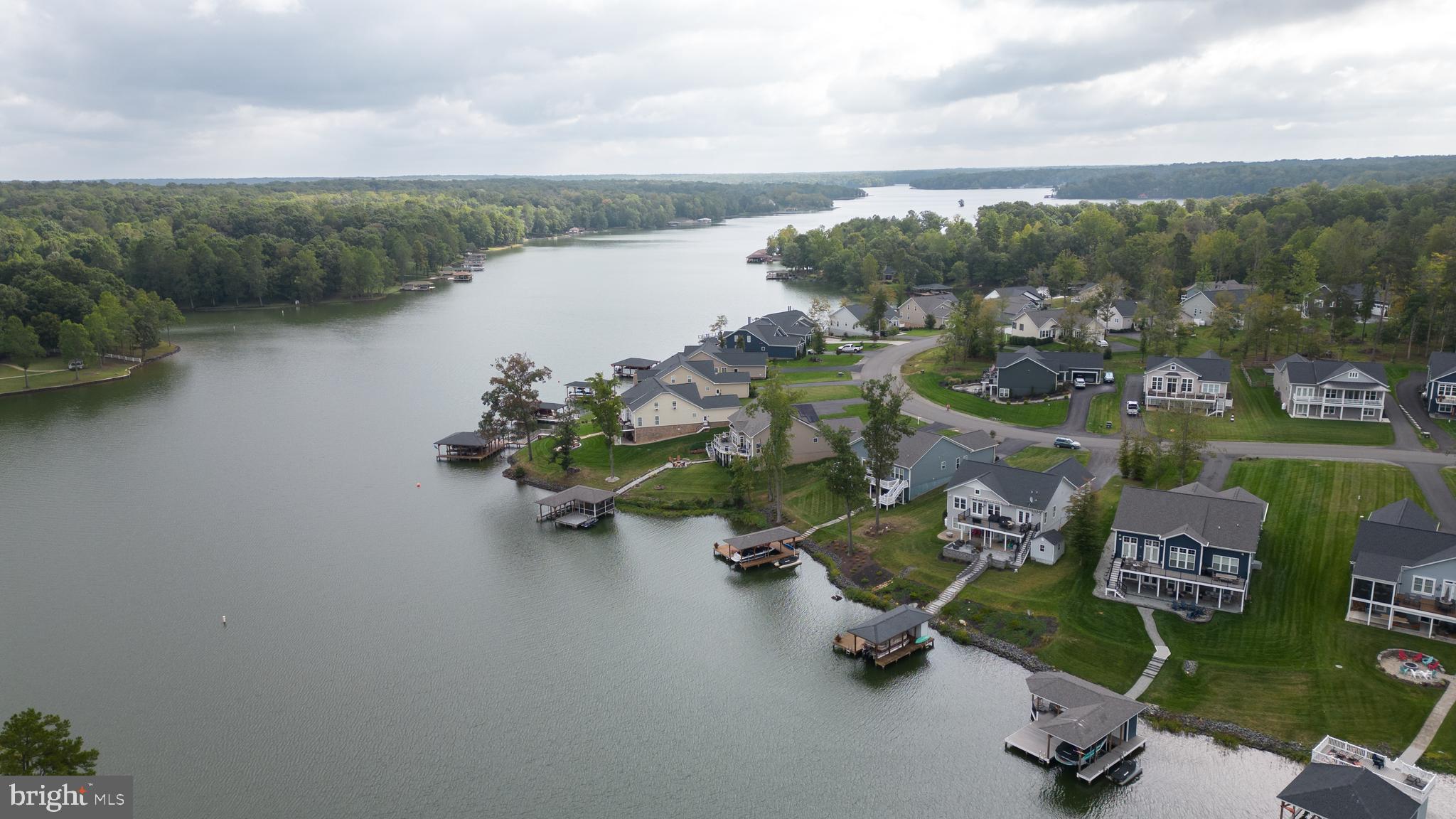 SUNSET COVE - Residential