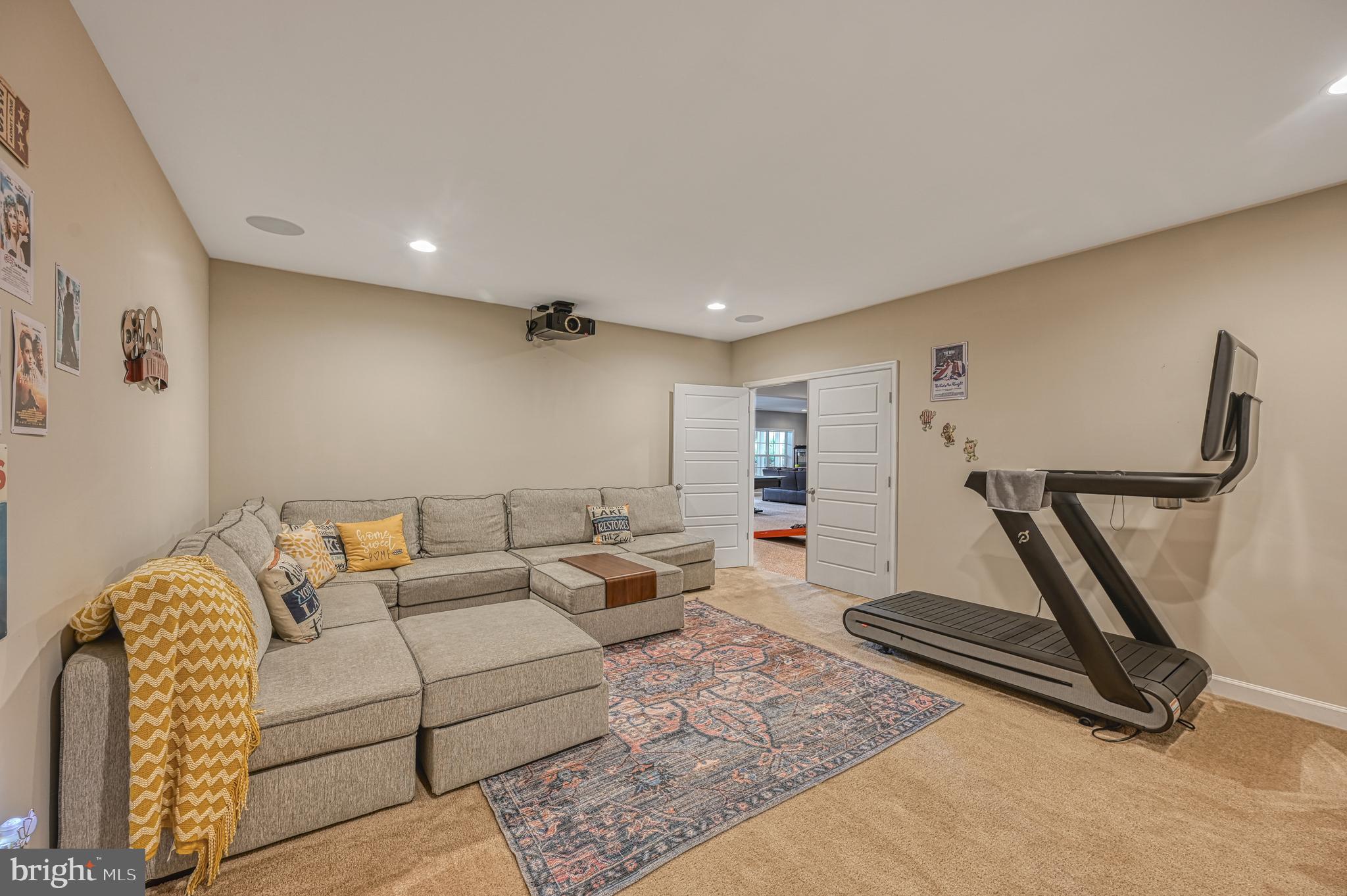 SUNSET COVE - Residential