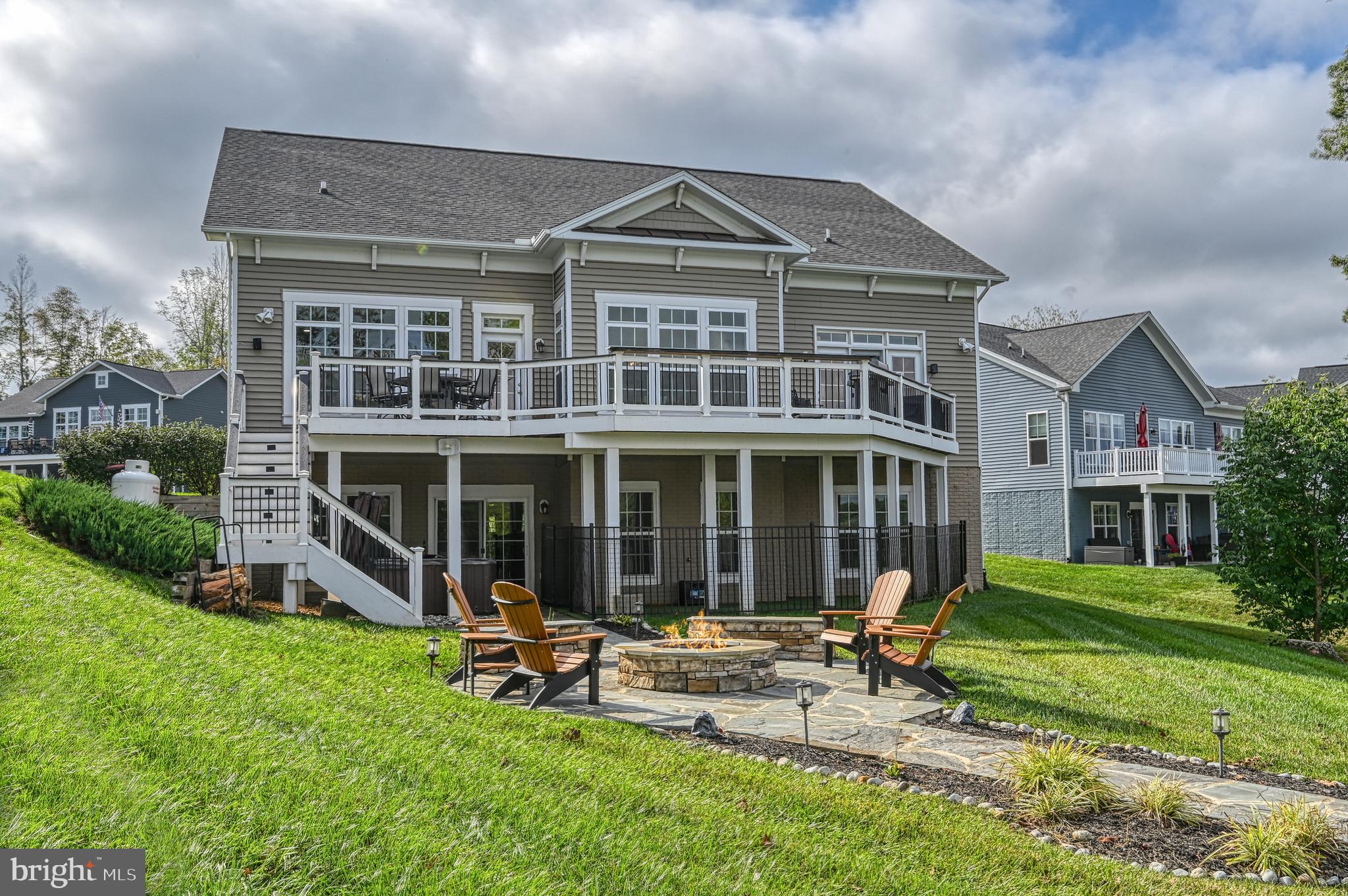 SUNSET COVE - Residential