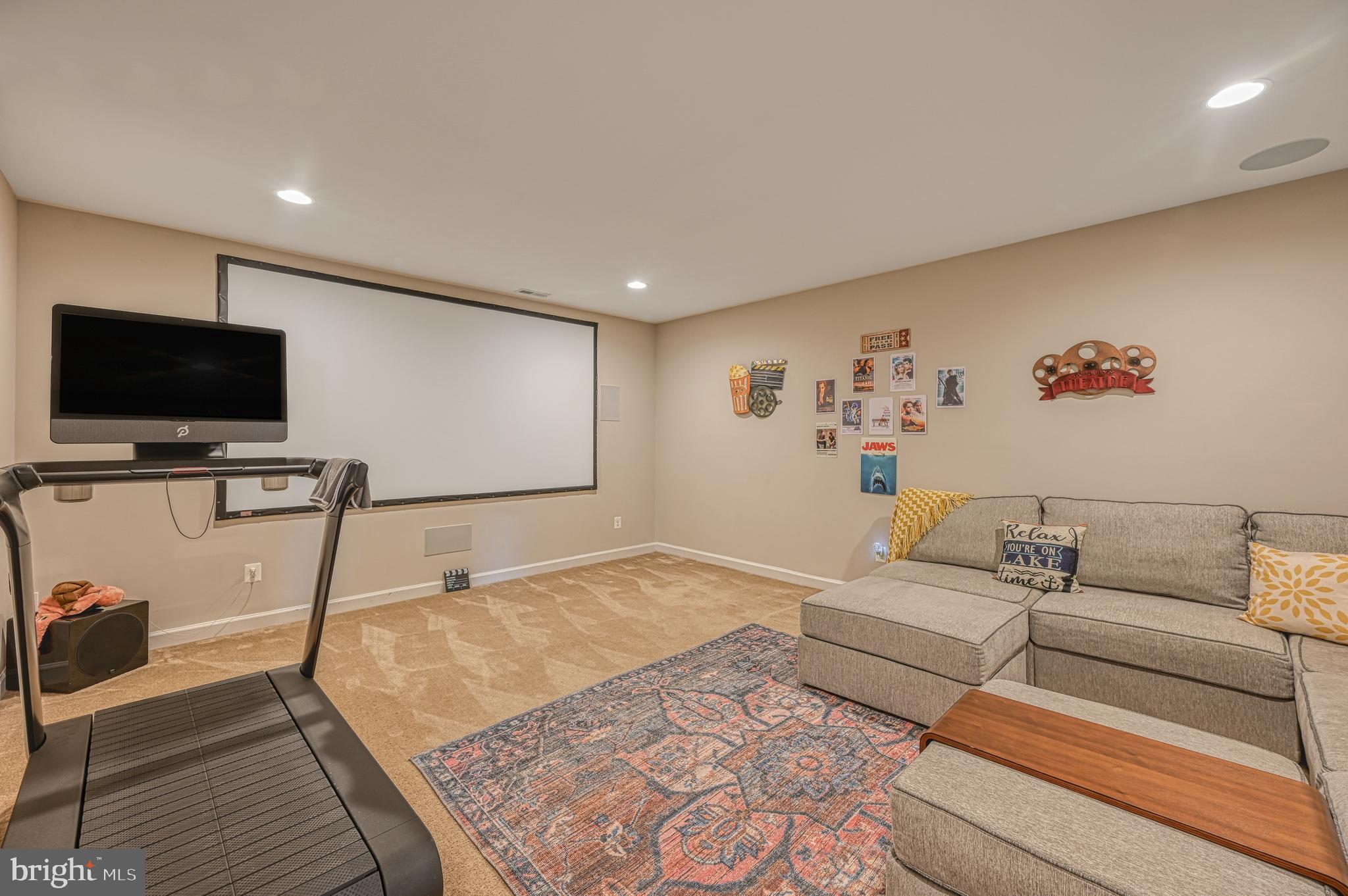 SUNSET COVE - Residential