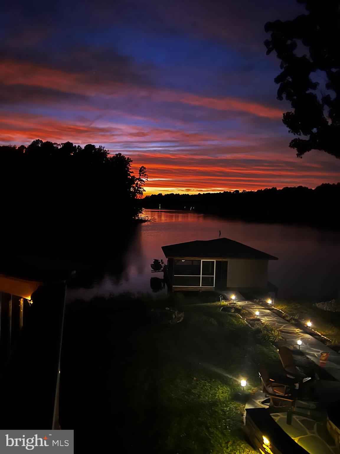 SUNSET COVE - Residential