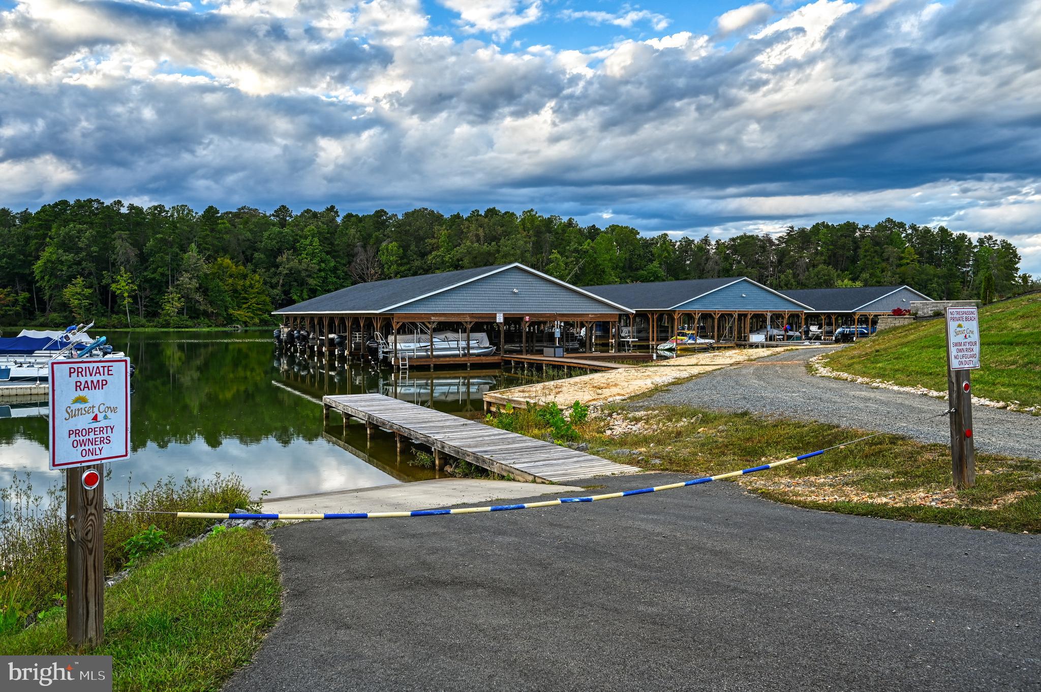 SUNSET COVE - Residential