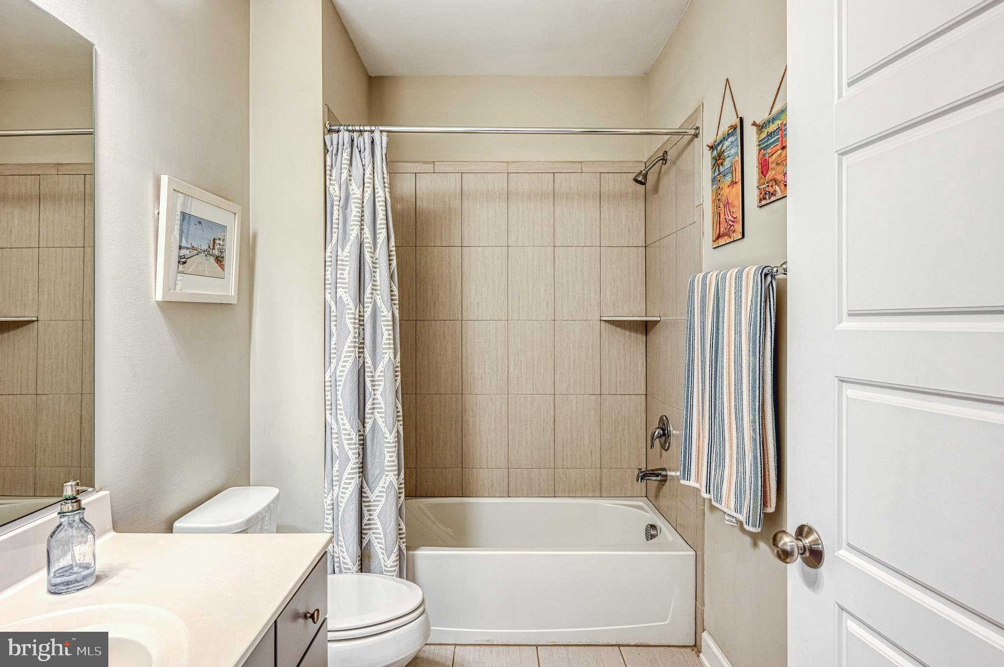 SUNSET COVE - Residential