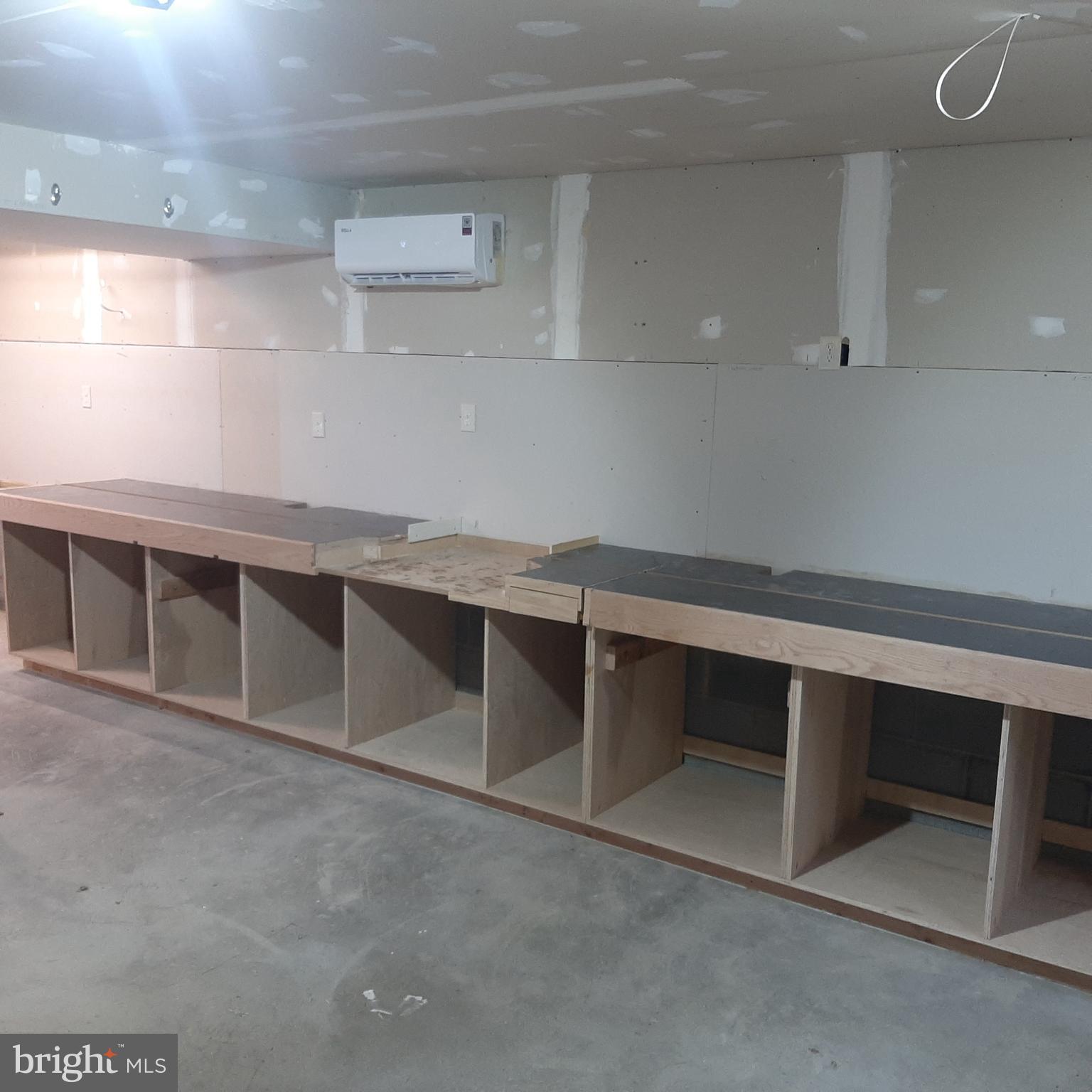 FOREST HEIGHTS - Residential