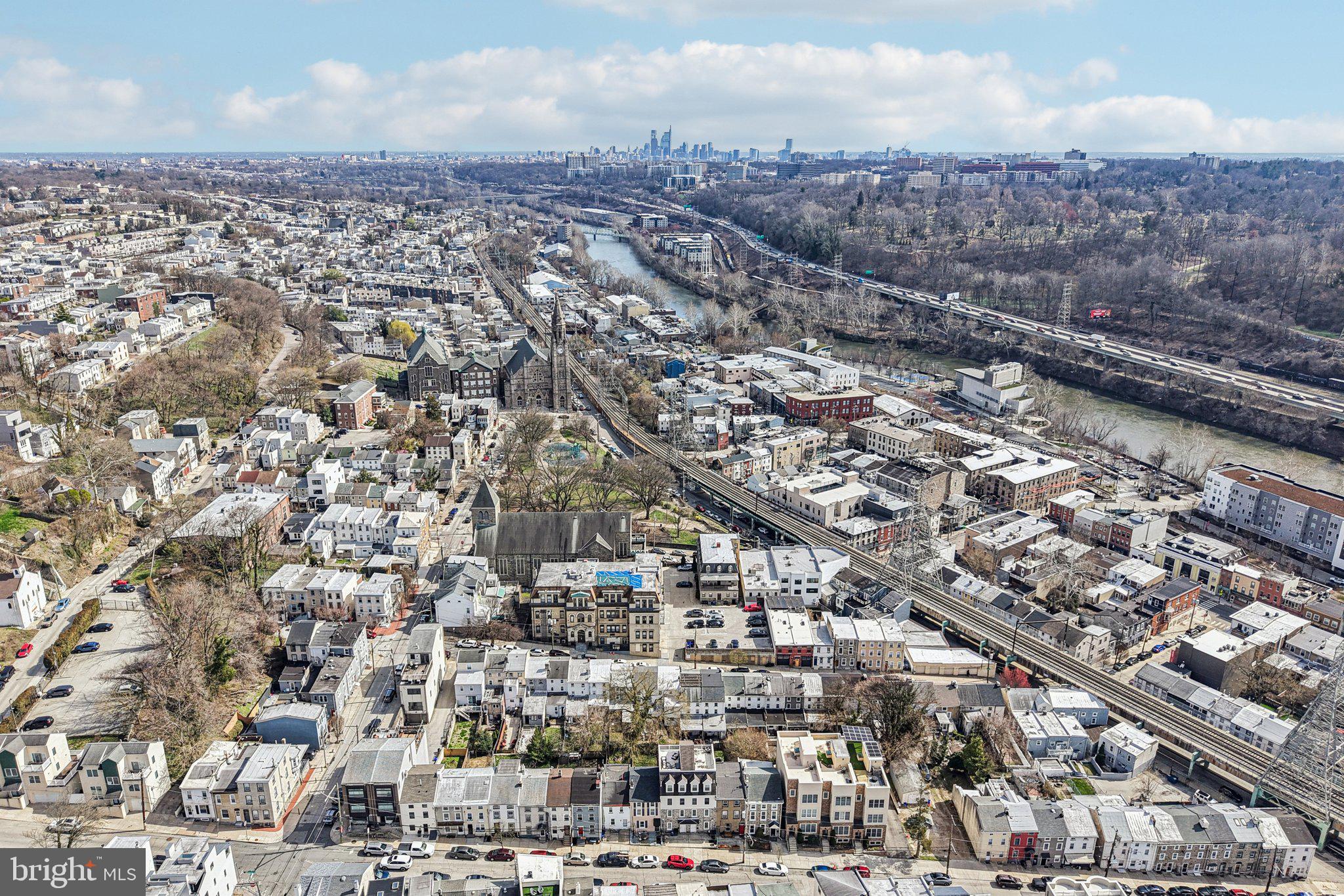 MANAYUNK - Residential