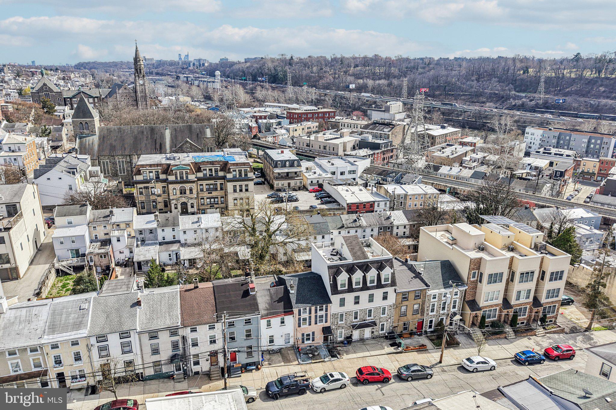 MANAYUNK - Residential