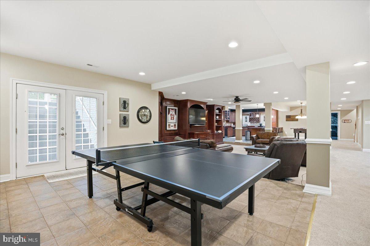 CALVERT CROSSING - Residential