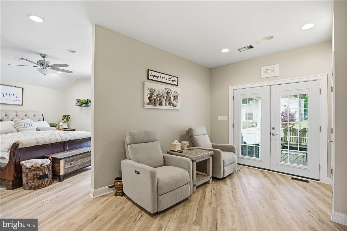 CALVERT CROSSING - Residential
