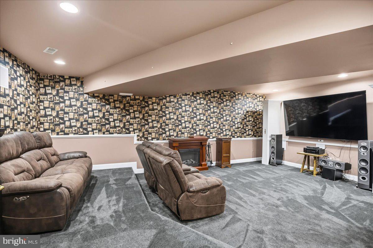 CALVERT CROSSING - Residential