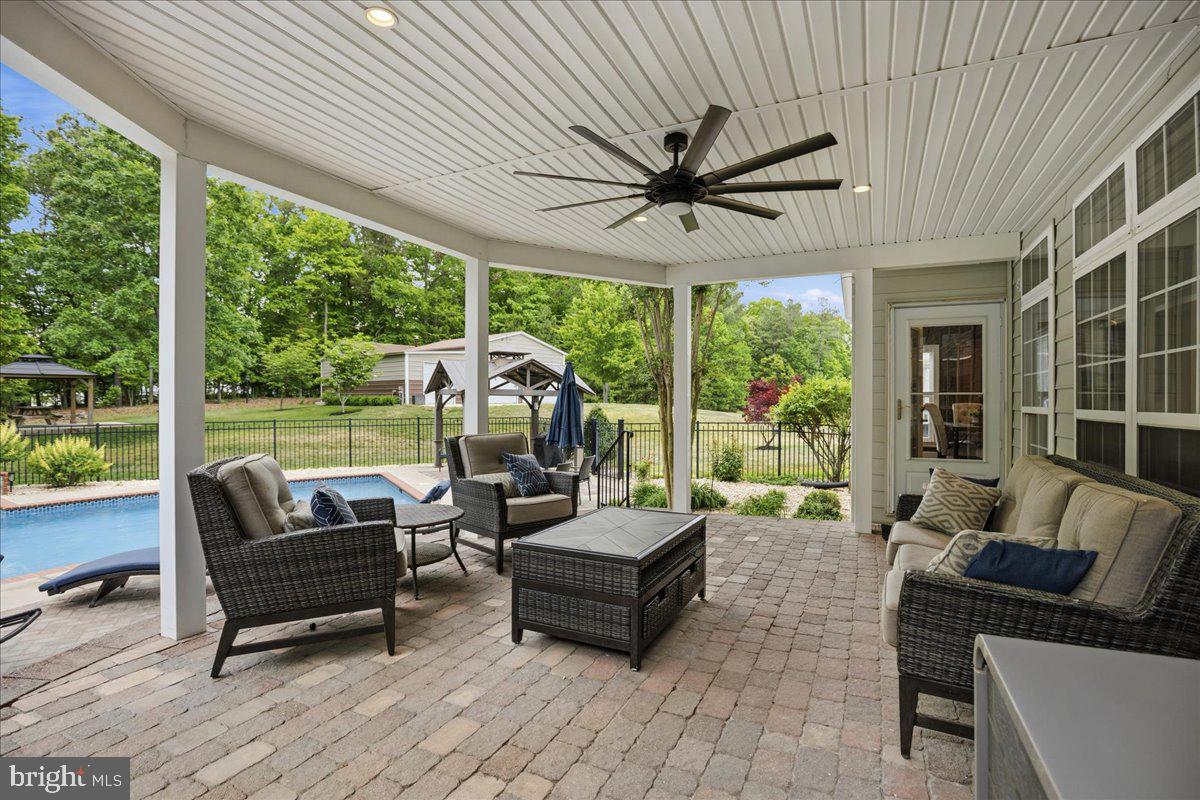 CALVERT CROSSING - Residential