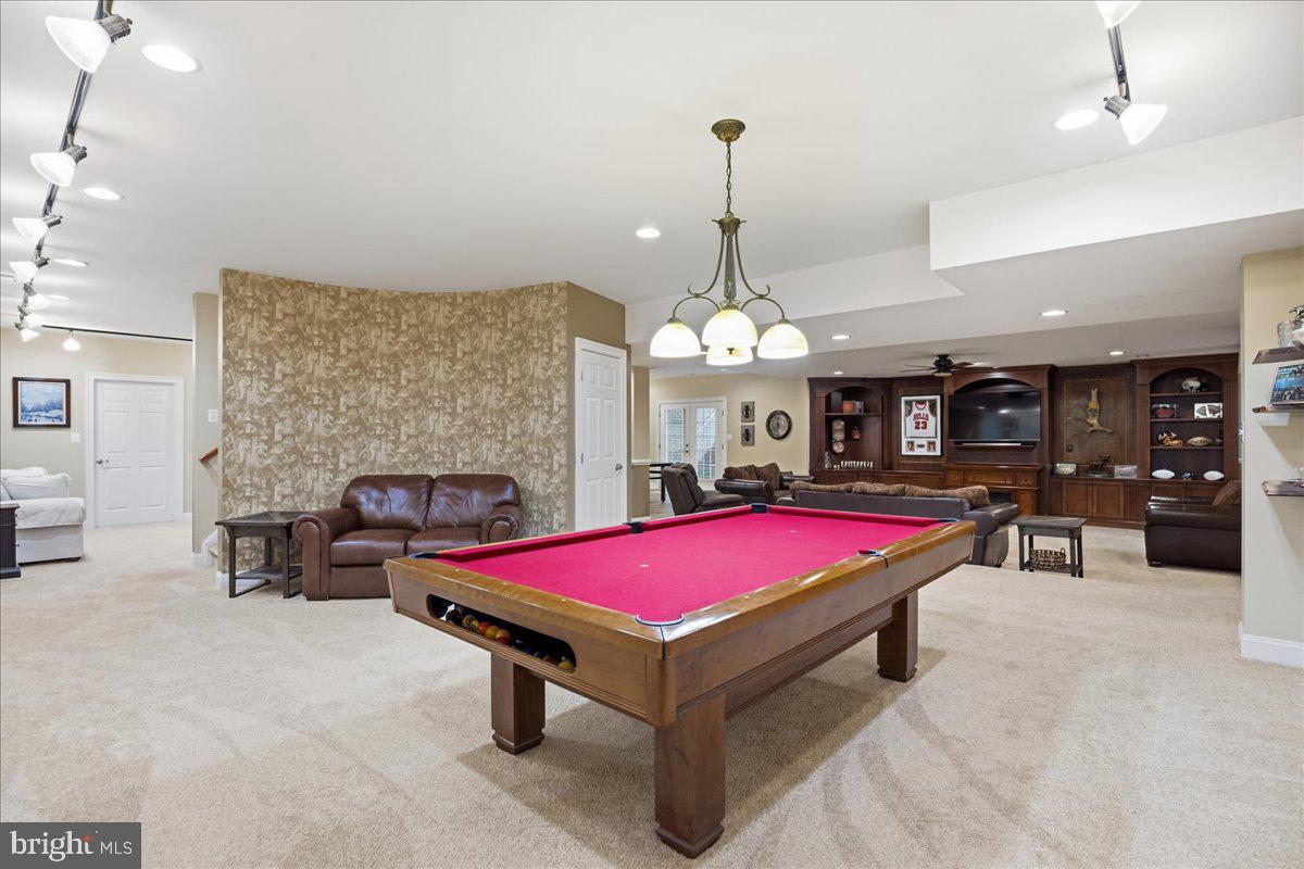 CALVERT CROSSING - Residential