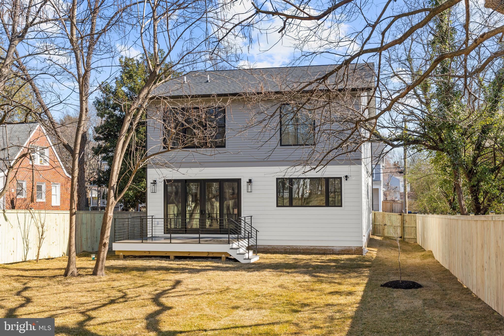 DOUGLAS PARK - Residential