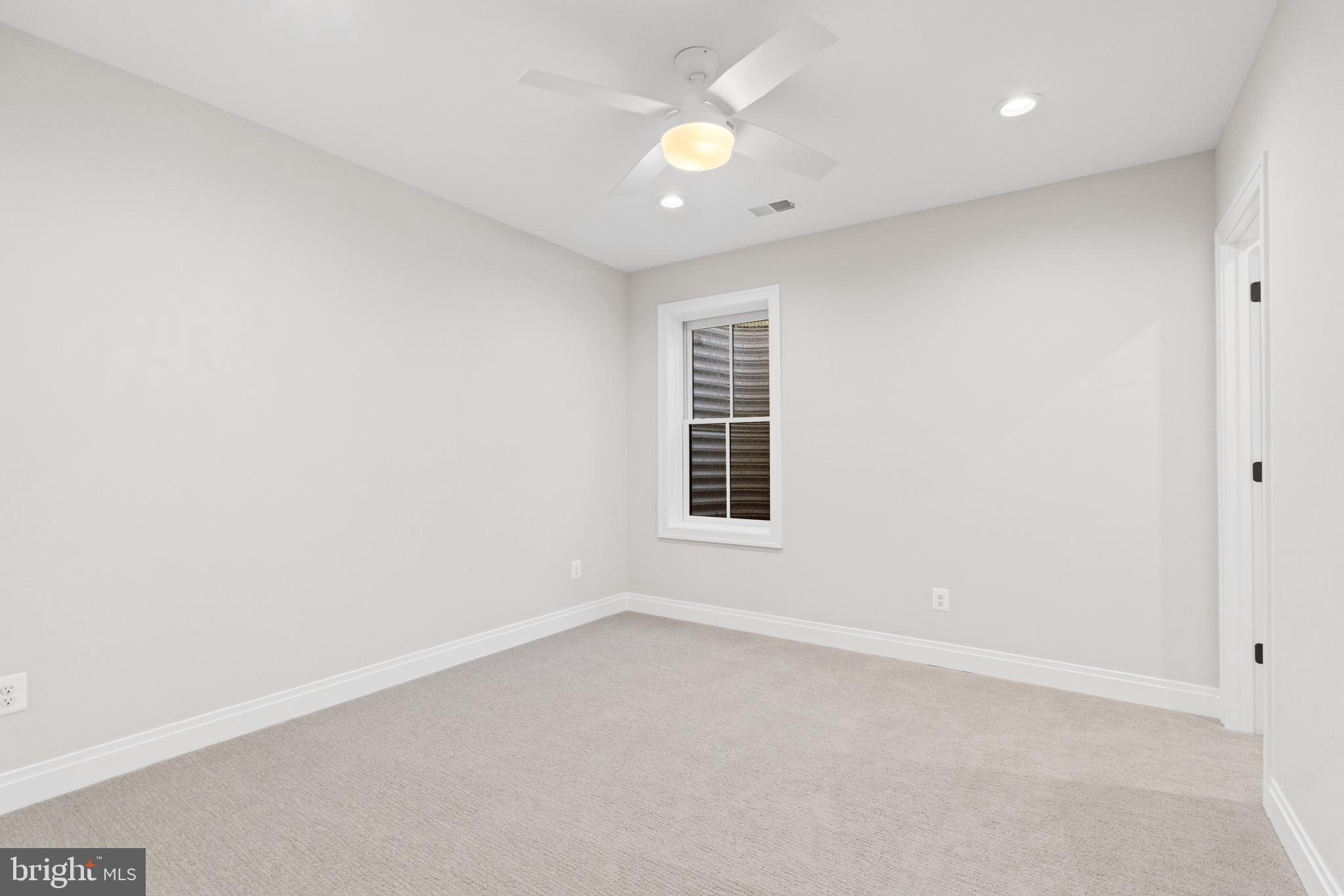 DOUGLAS PARK - Residential