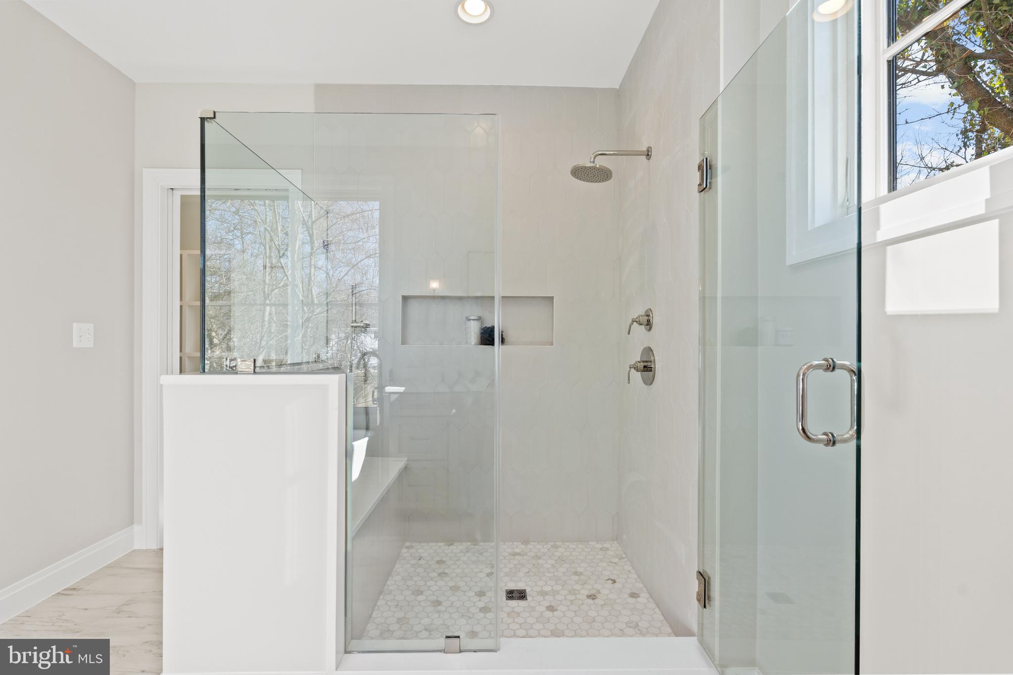 DOUGLAS PARK - Residential