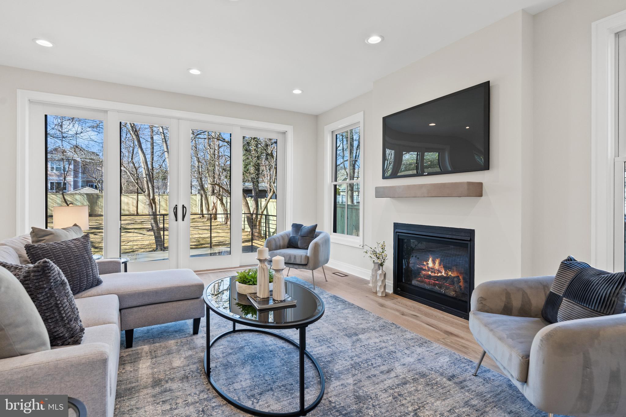 DOUGLAS PARK - Residential