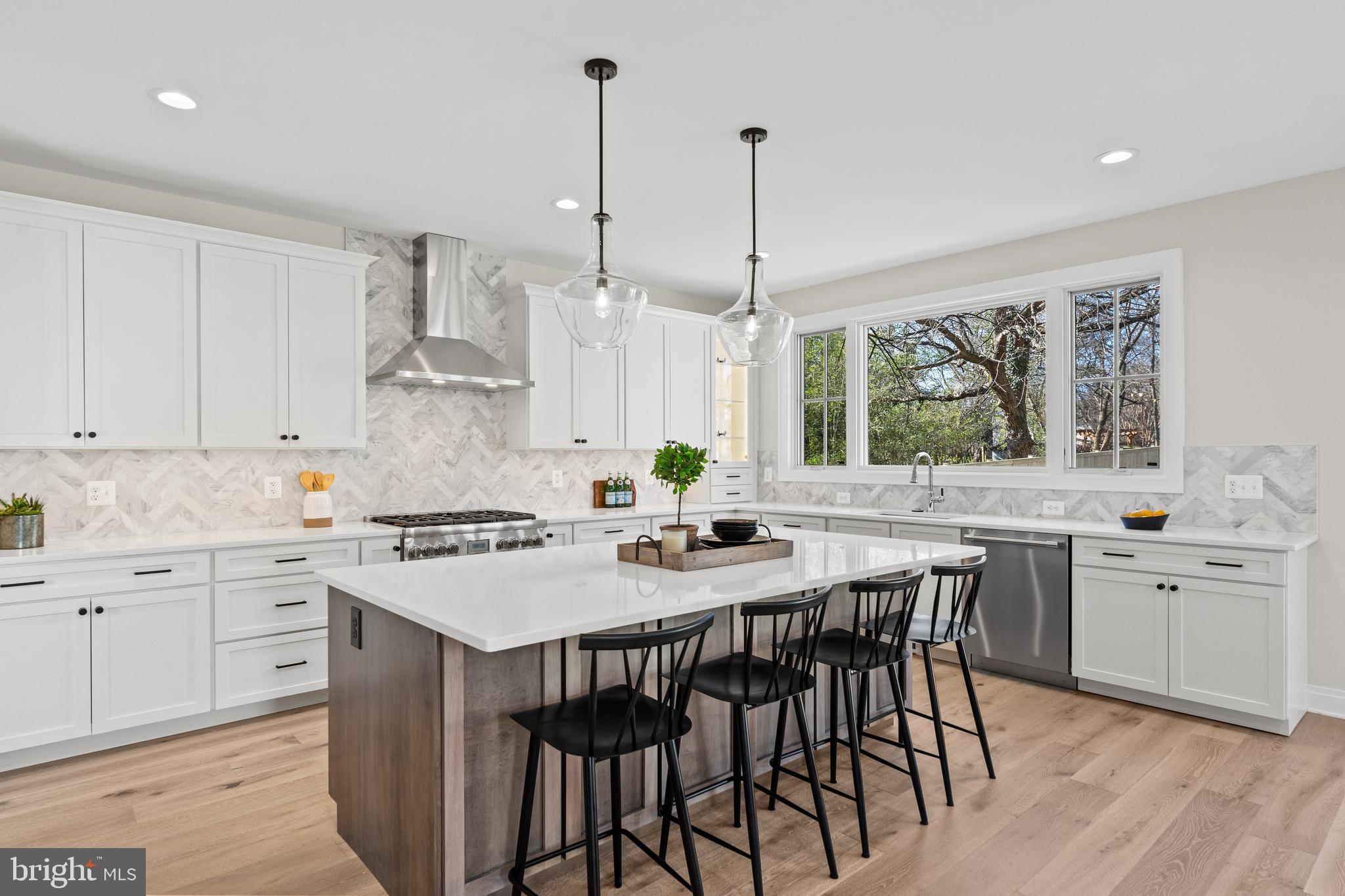 DOUGLAS PARK - Residential