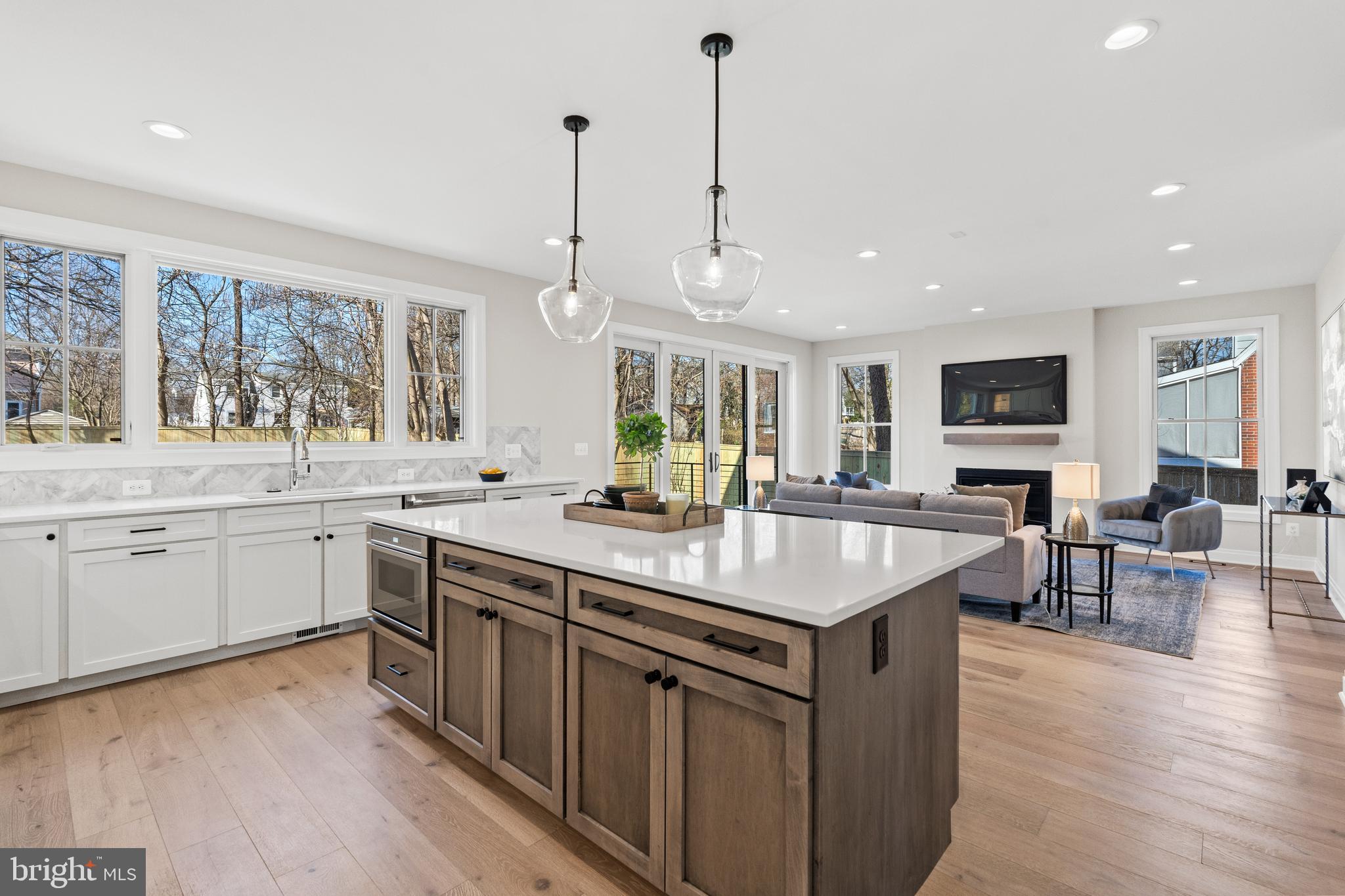 DOUGLAS PARK - Residential