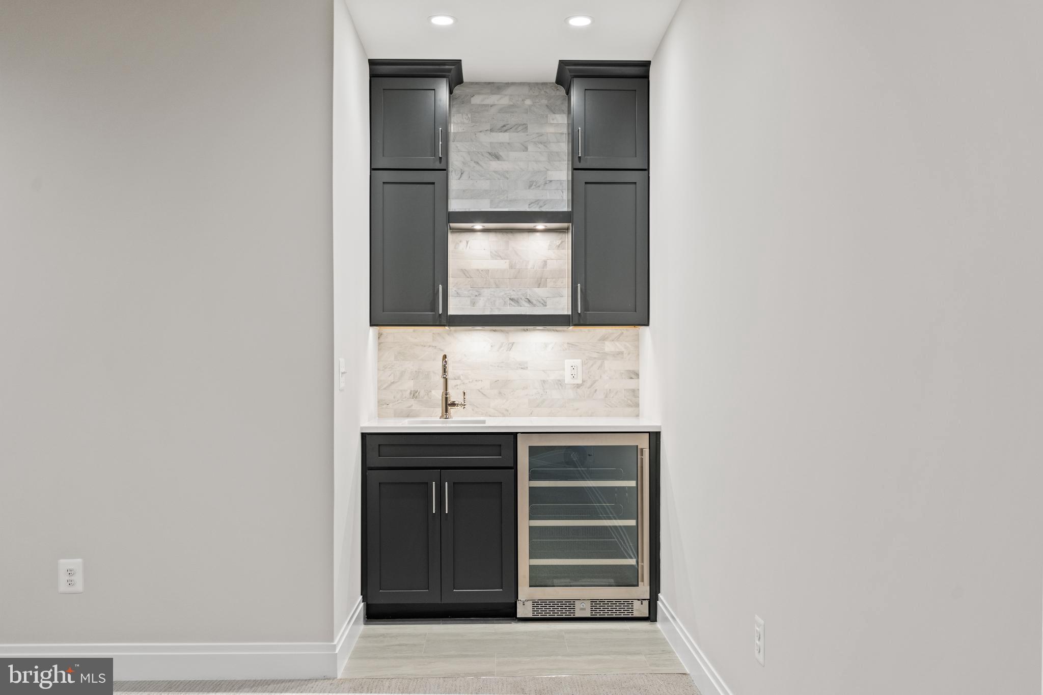 DOUGLAS PARK - Residential