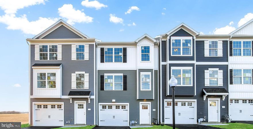 Our community features brand new appliances including a refrigerator, electric range, dishwasher, microwave. Laminate flooring is featured throughout the properties with carpet in the bedrooms. Additionally, your space has spacious closets, high ceilings, and beautiful countertops in the kitchen.