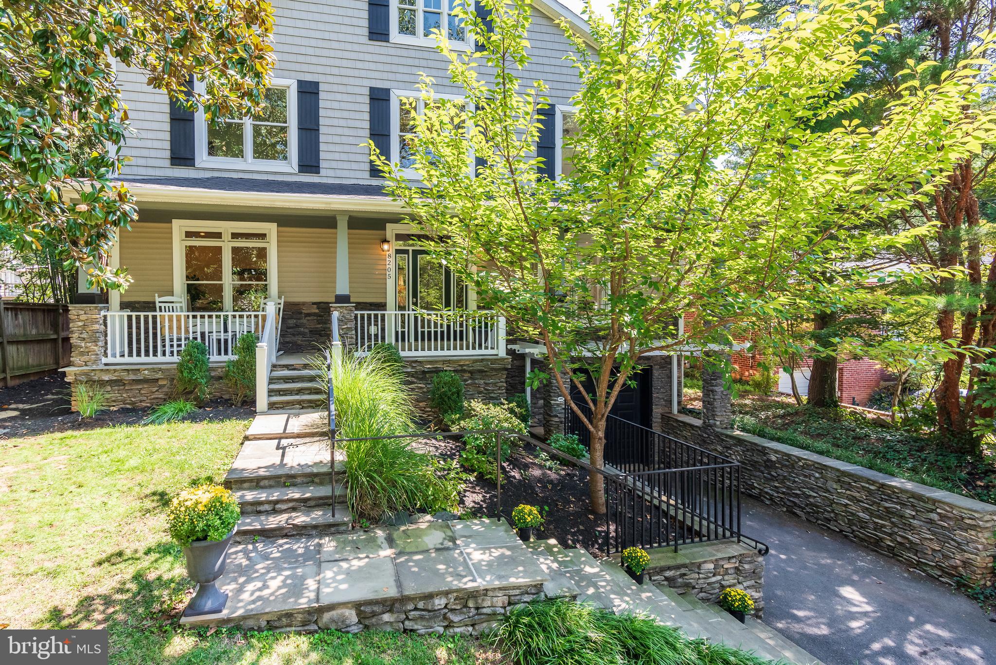 GREENWICH FOREST - Residential