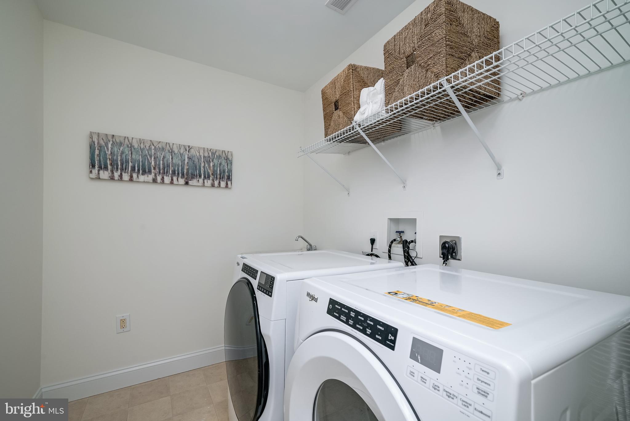 GREENWICH FOREST - Residential