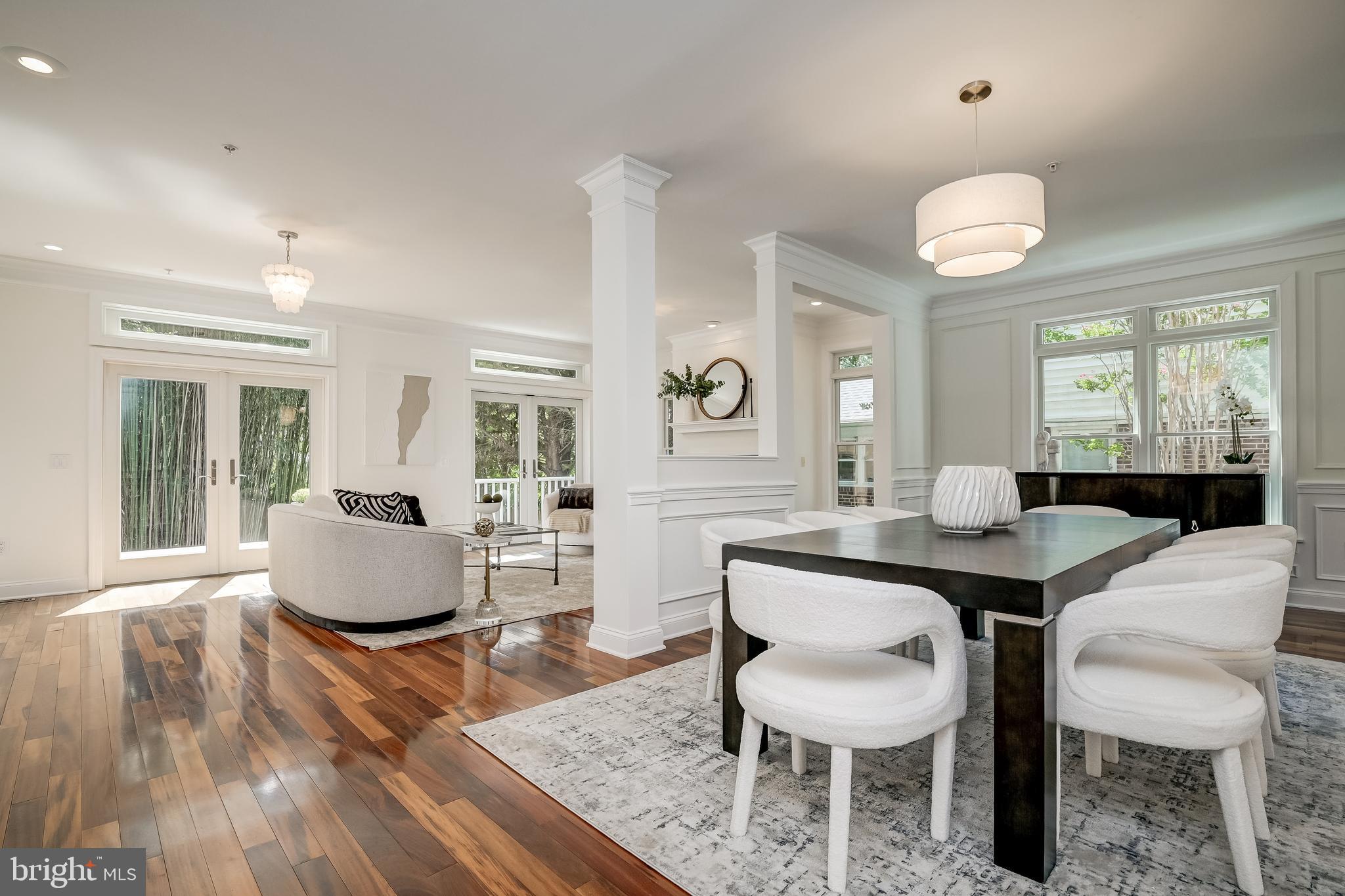 GREENWICH FOREST - Residential