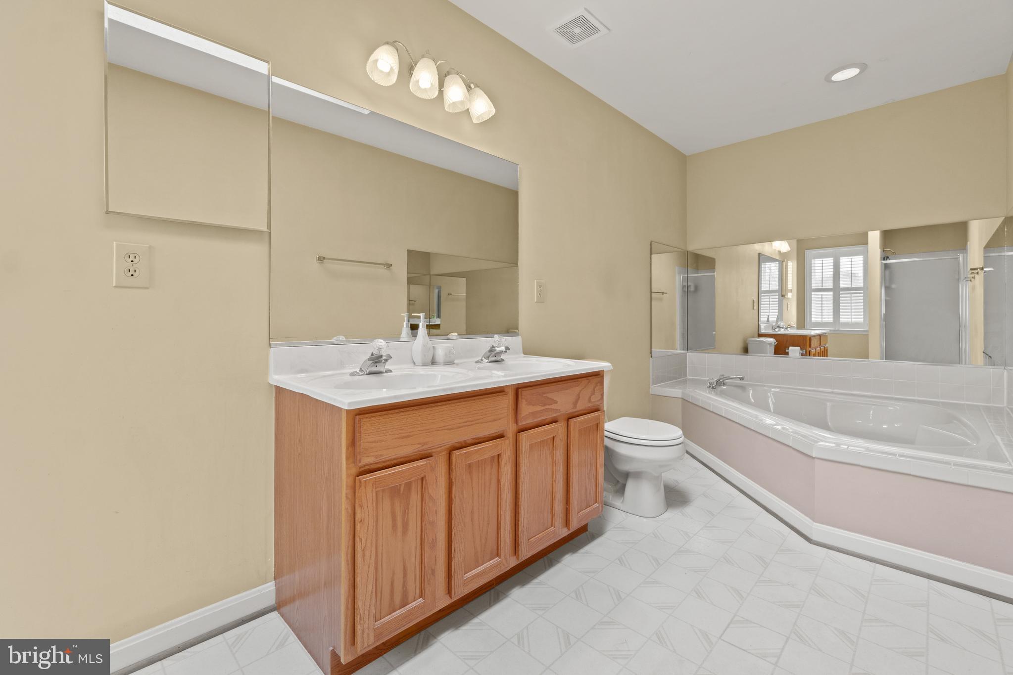 SMOKETREE - Residential