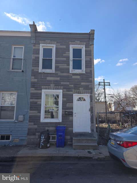 Townhouse For Rent - 626 Eisenbrown Street<br/> READING, PA 19601