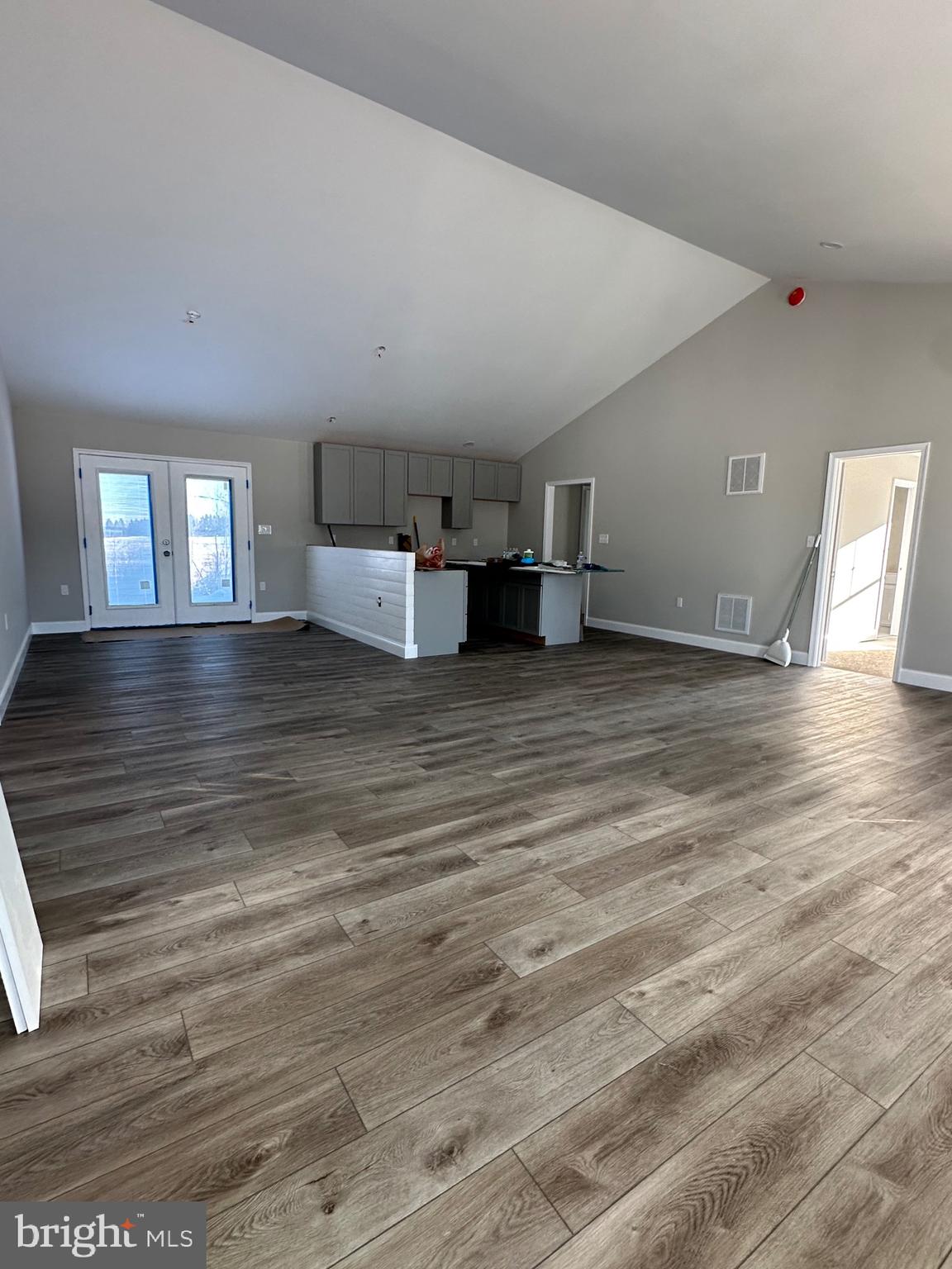 MOHR'S LANDING - Residential