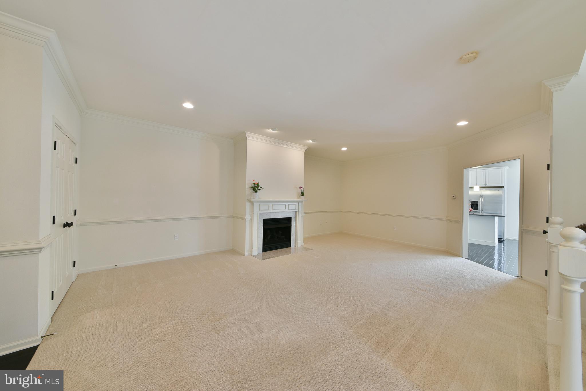 FAIRWAYS AT GREEN ME - Residential