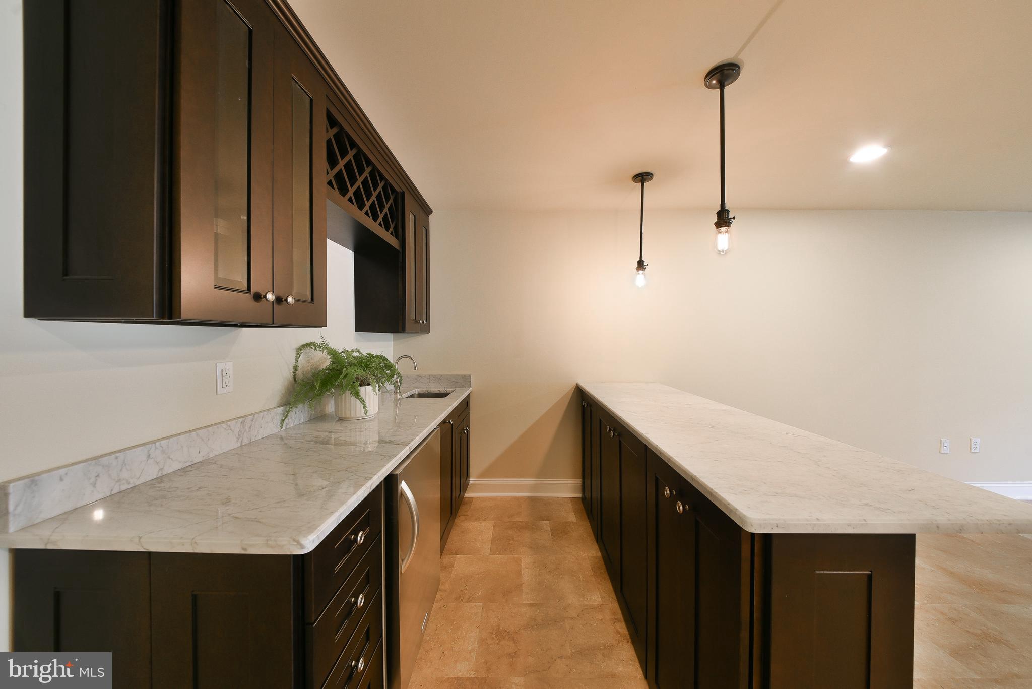 FAIRWAYS AT GREEN ME - Residential