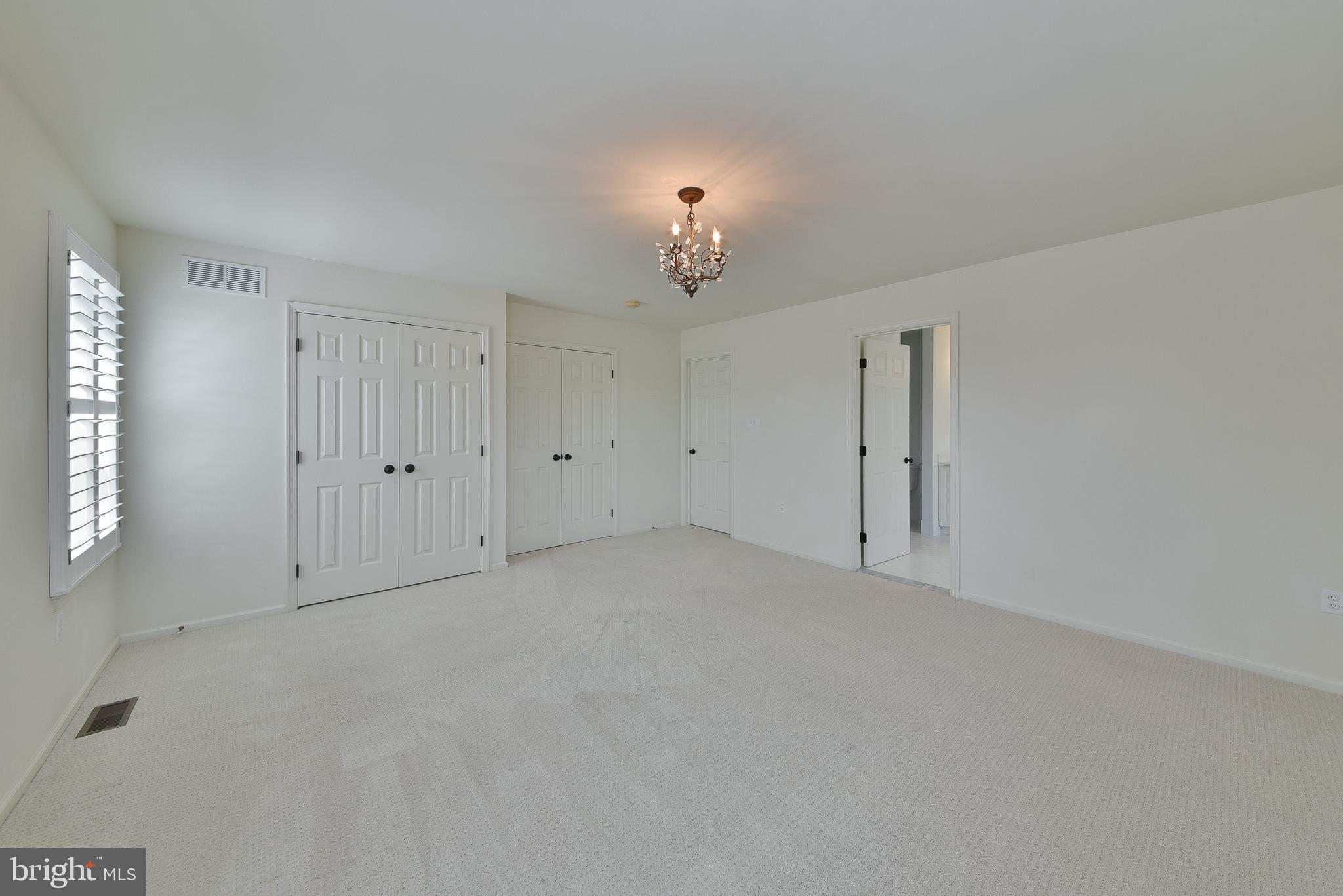 FAIRWAYS AT GREEN ME - Residential