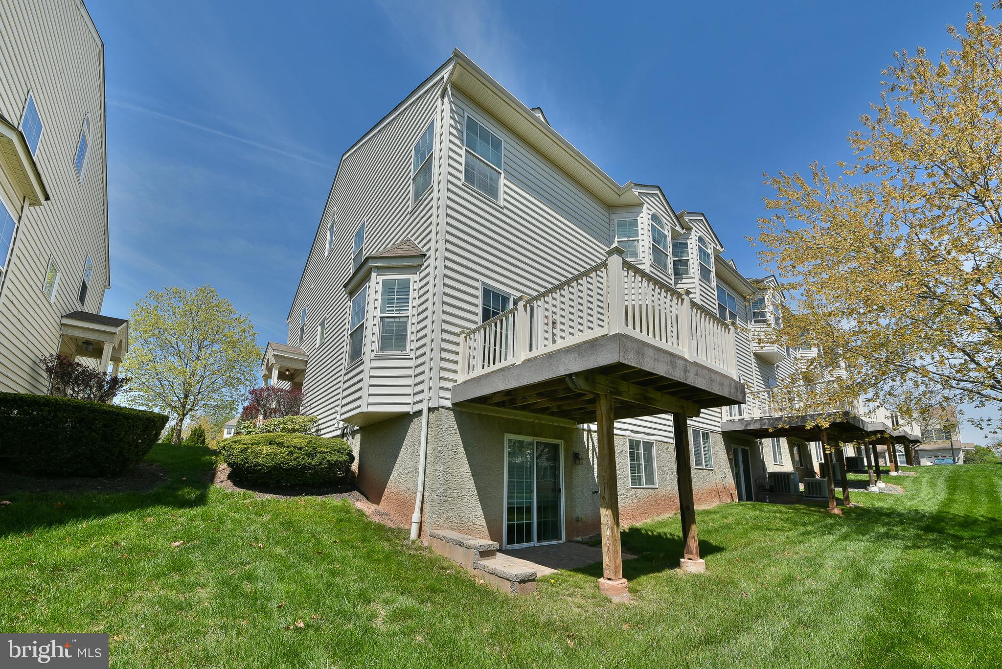 FAIRWAYS AT GREEN ME - Residential