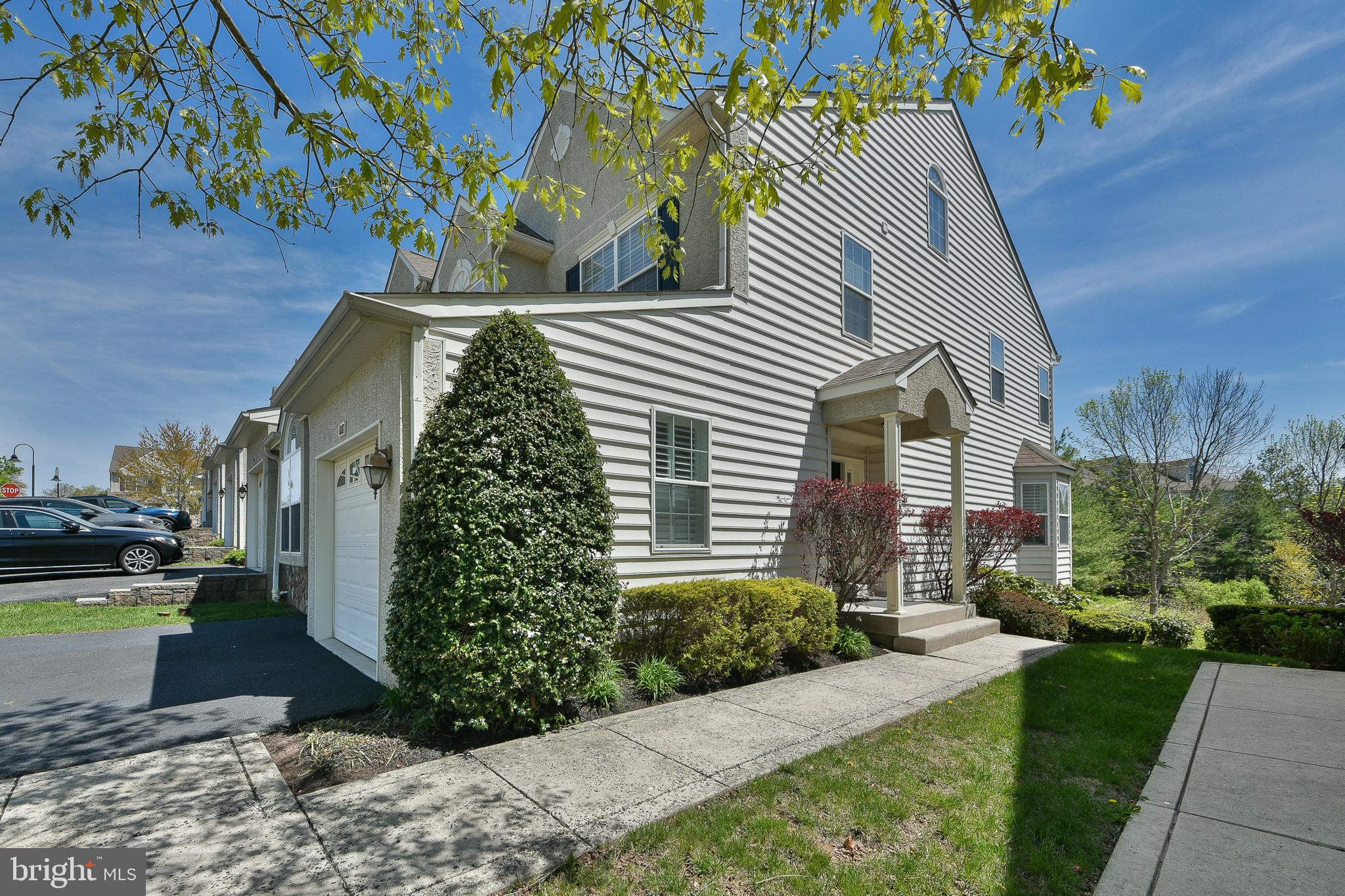 FAIRWAYS AT GREEN ME - Residential