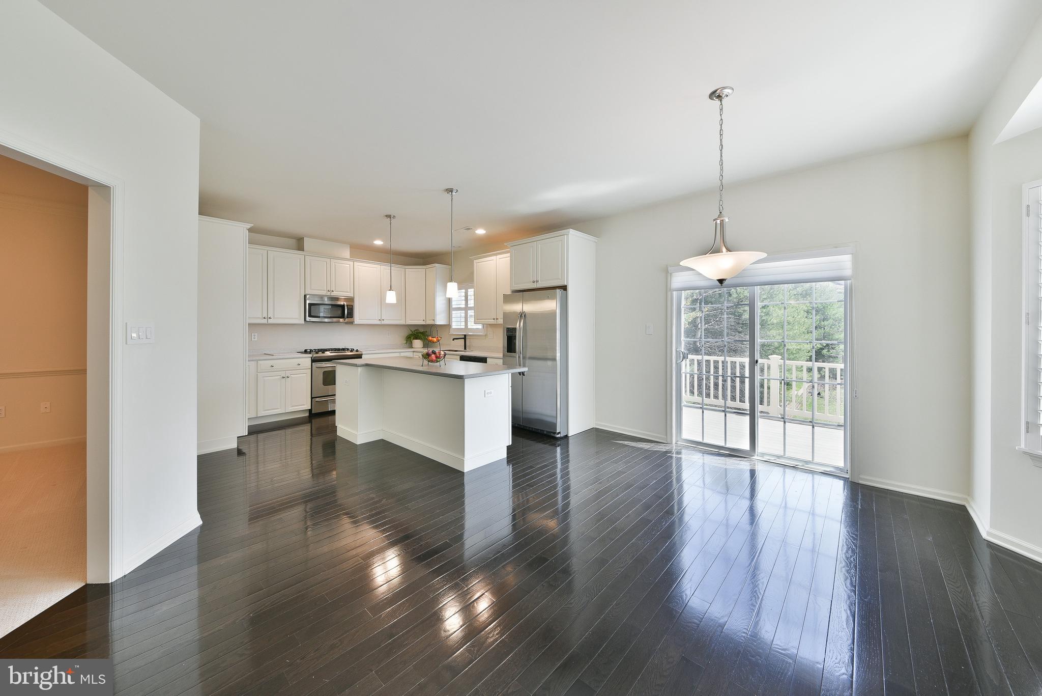 FAIRWAYS AT GREEN ME - Residential