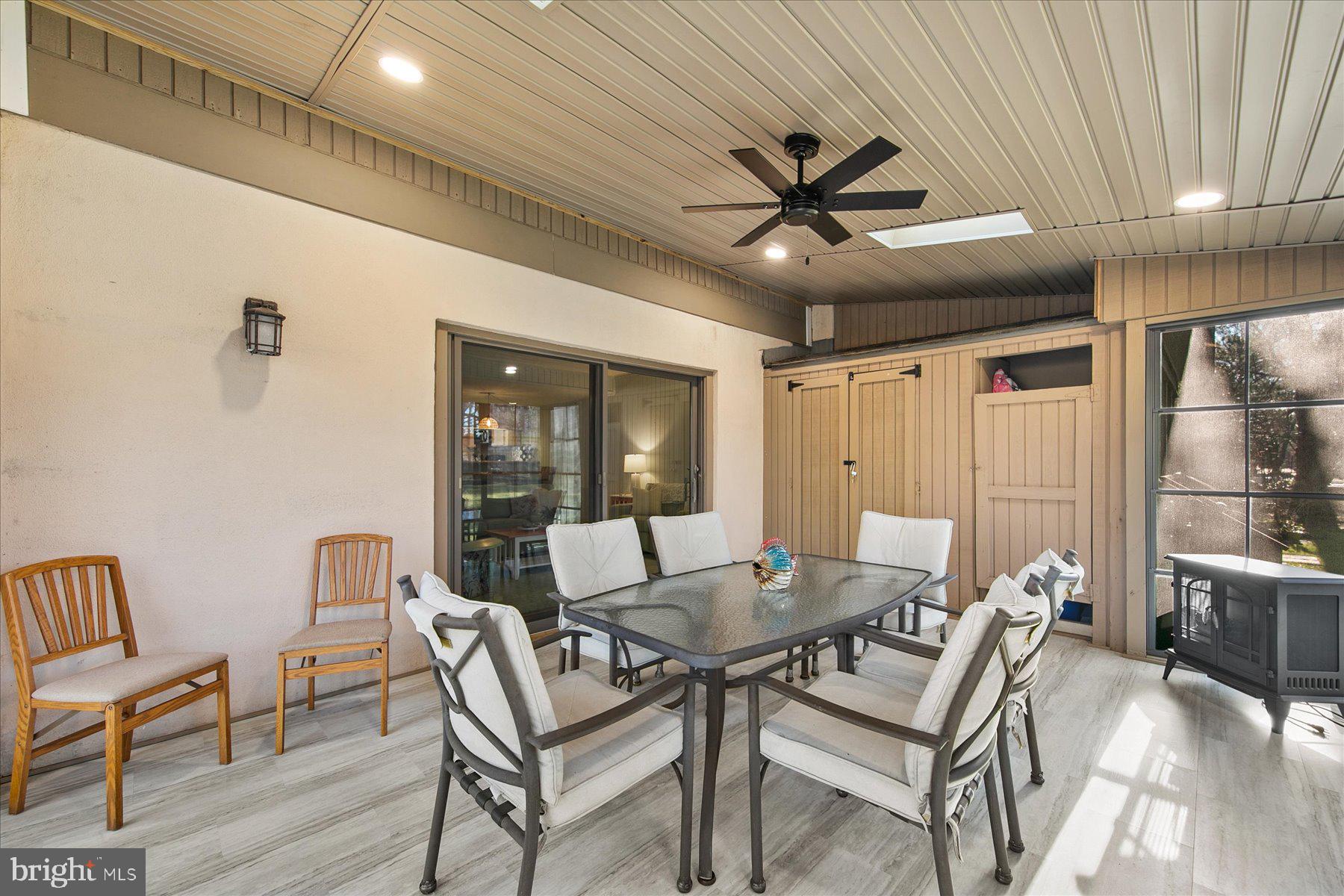 VILLAS OF BETHANY WEST - Residential