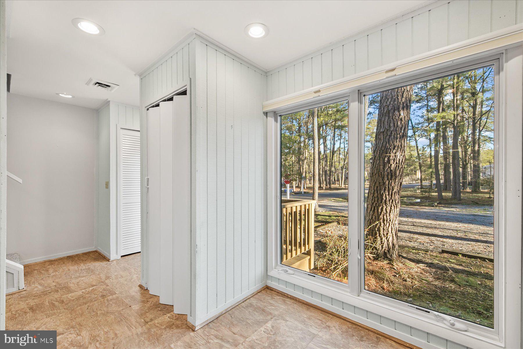 VILLAS OF BETHANY WEST - Residential