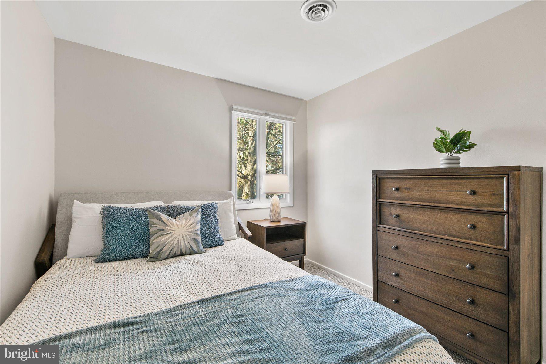 VILLAS OF BETHANY WEST - Residential