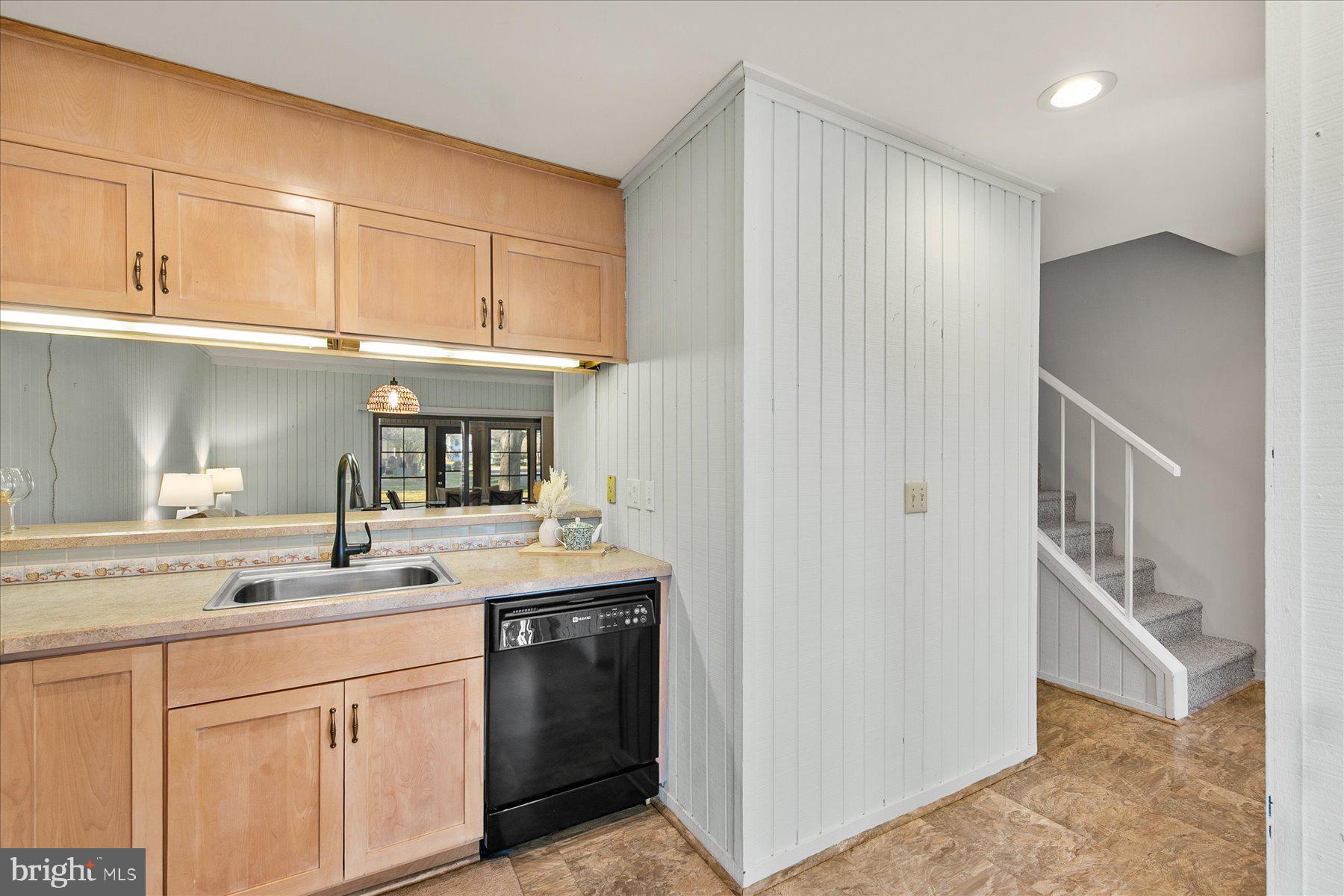 VILLAS OF BETHANY WEST - Residential