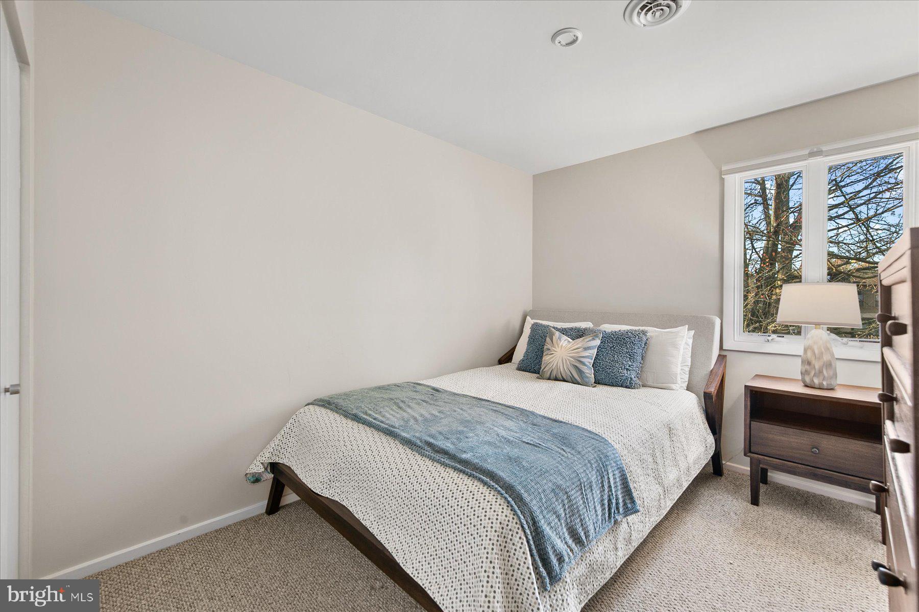 VILLAS OF BETHANY WEST - Residential