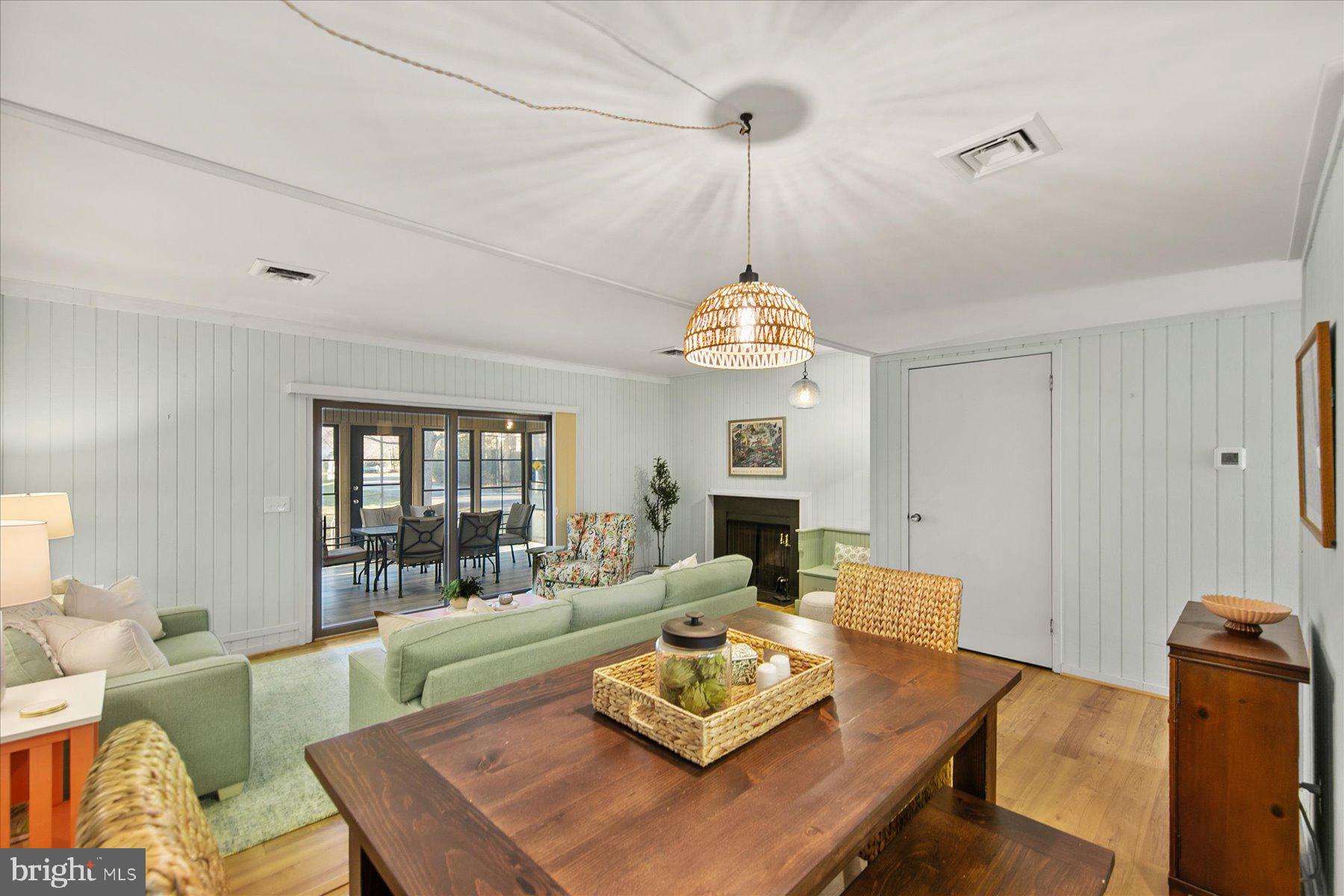 VILLAS OF BETHANY WEST - Residential