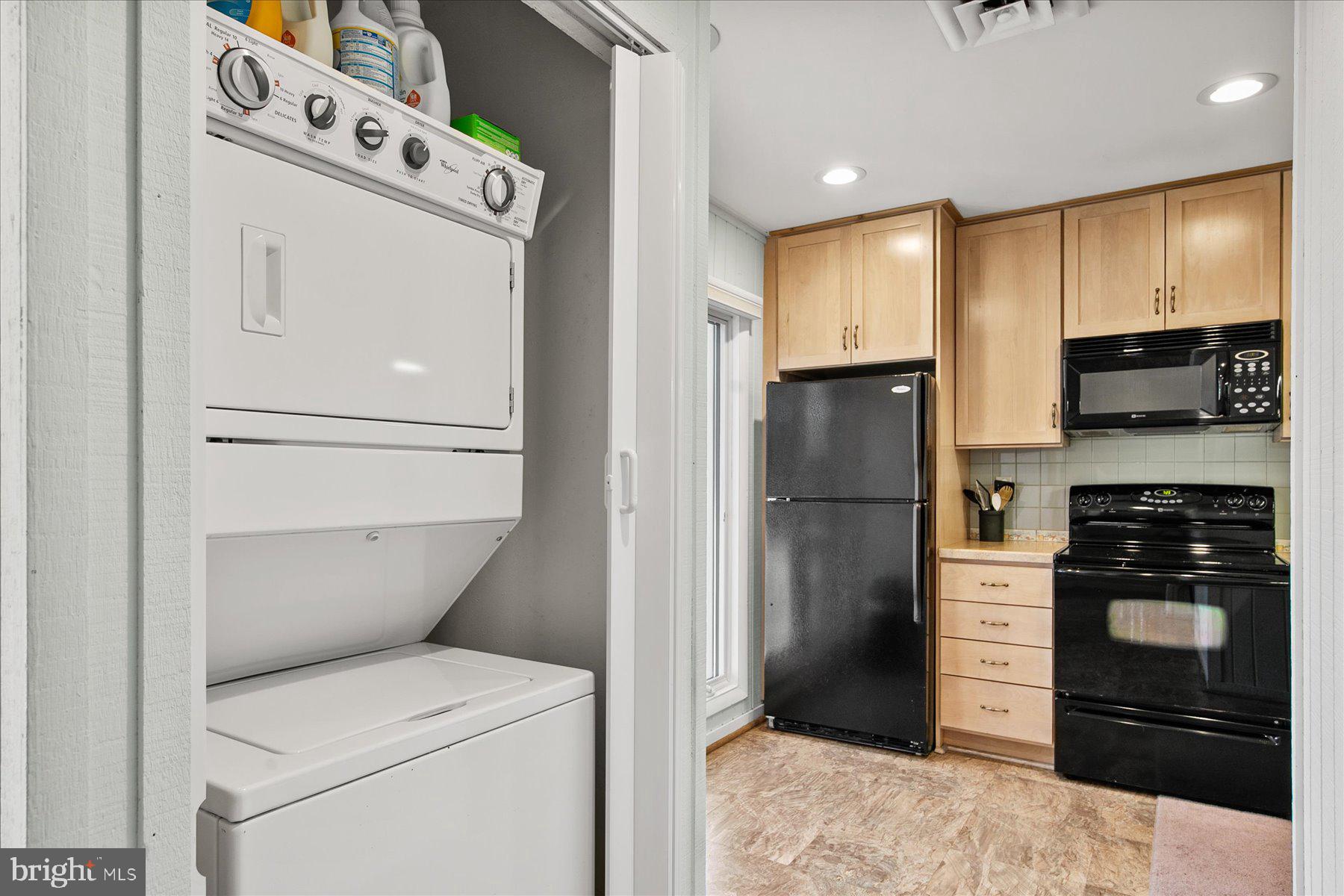 VILLAS OF BETHANY WEST - Residential