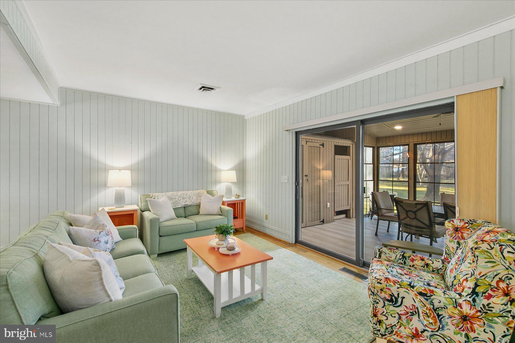 VILLAS OF BETHANY WEST - Residential